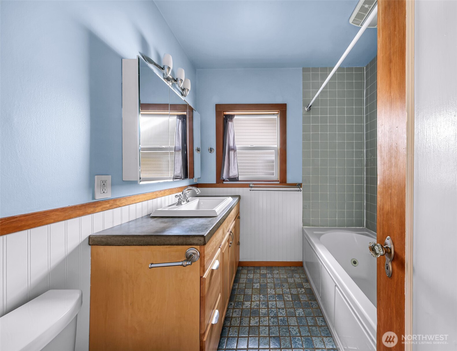 2534 Cherry Street Property Photo 9