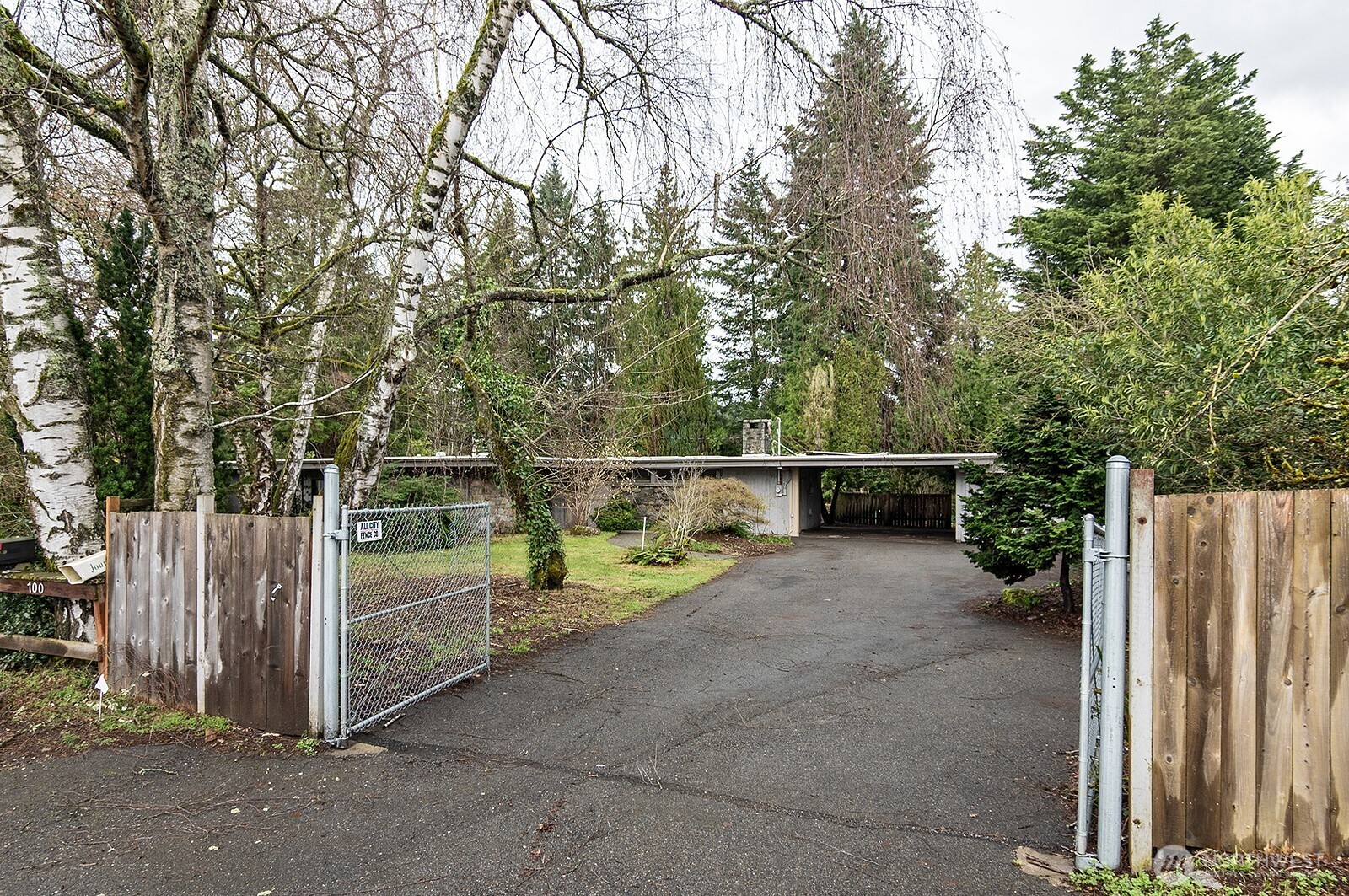 700 Reiten Road Property Photo 8