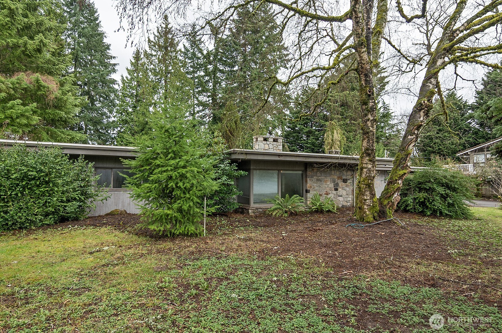 700 Reiten Road Property Photo 9