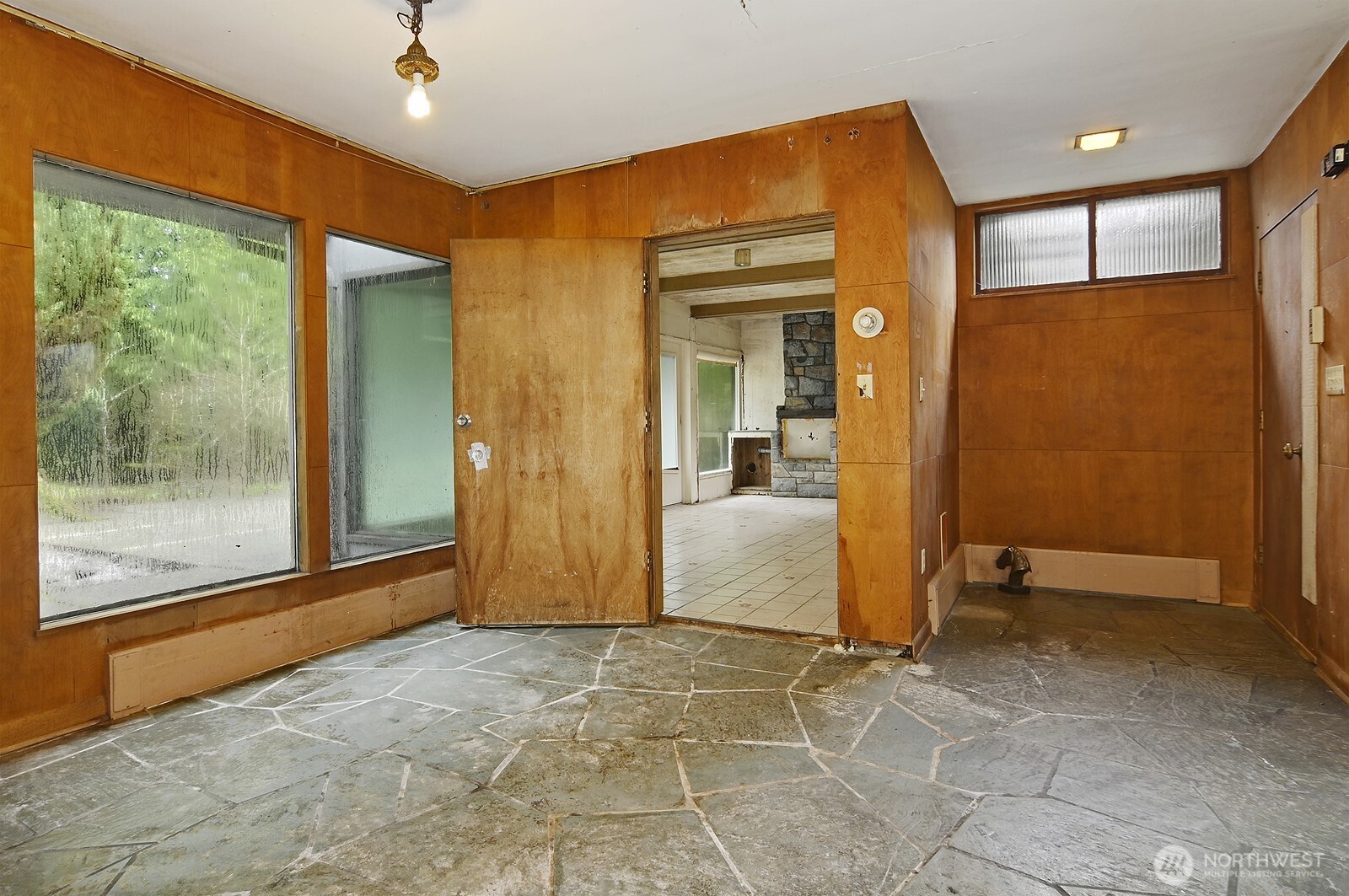 700 Reiten Road Property Photo 10