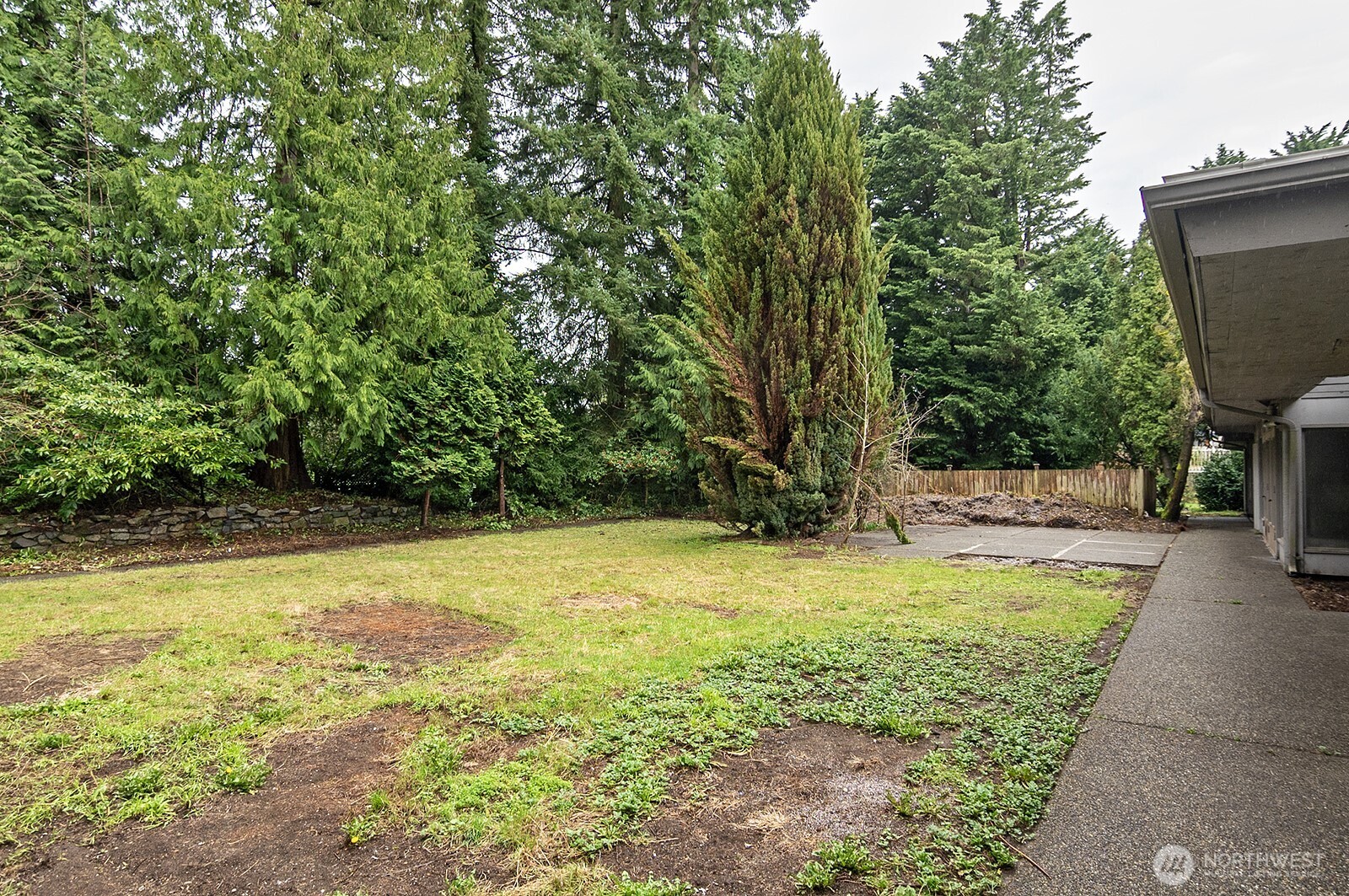 700 Reiten Road Property Photo 18