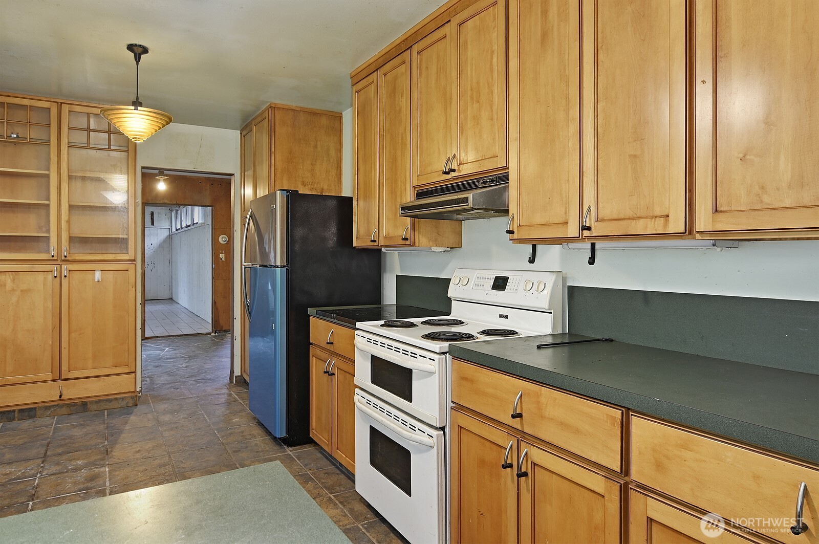 700 Reiten Road Property Photo 22