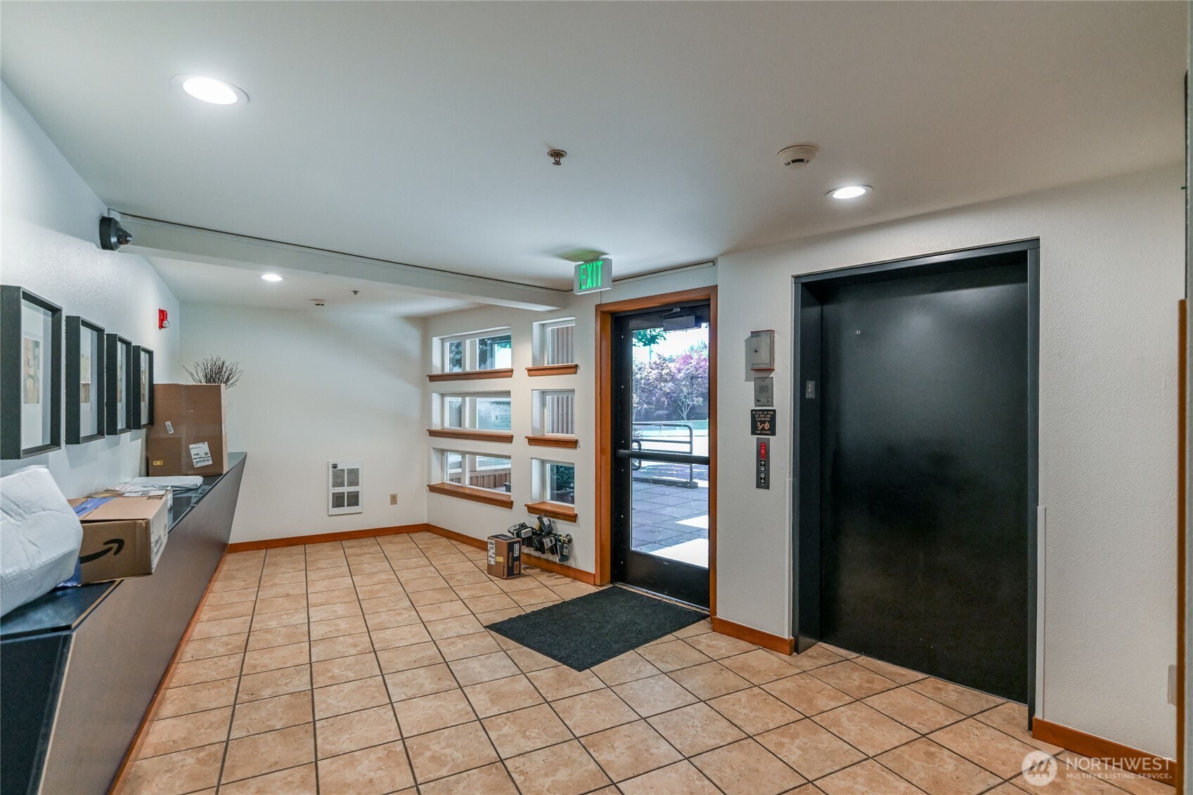 4020 Aurora Avenue 308 Property Photo 12