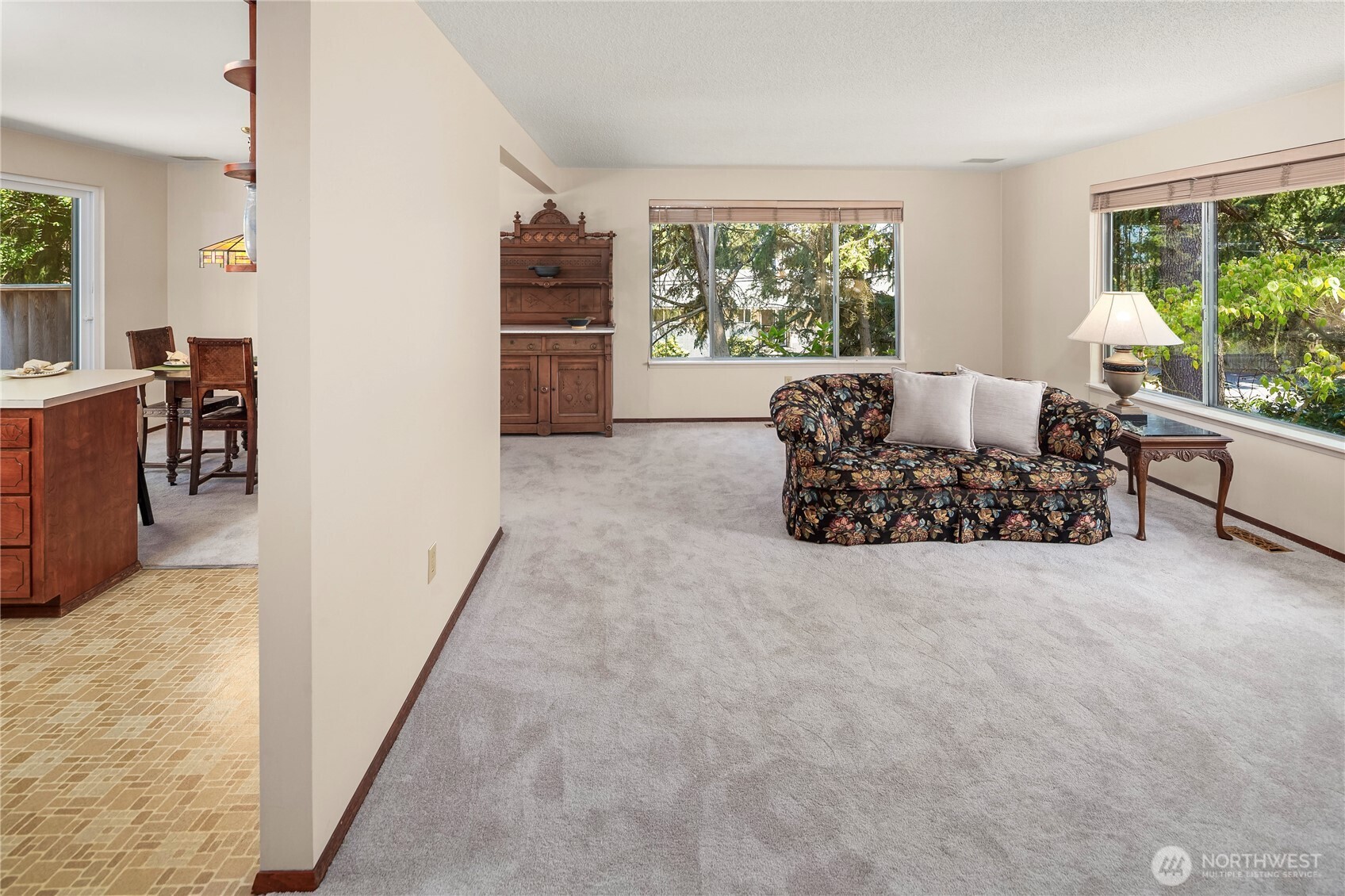 344 S 183rd Street Property Photo 5
