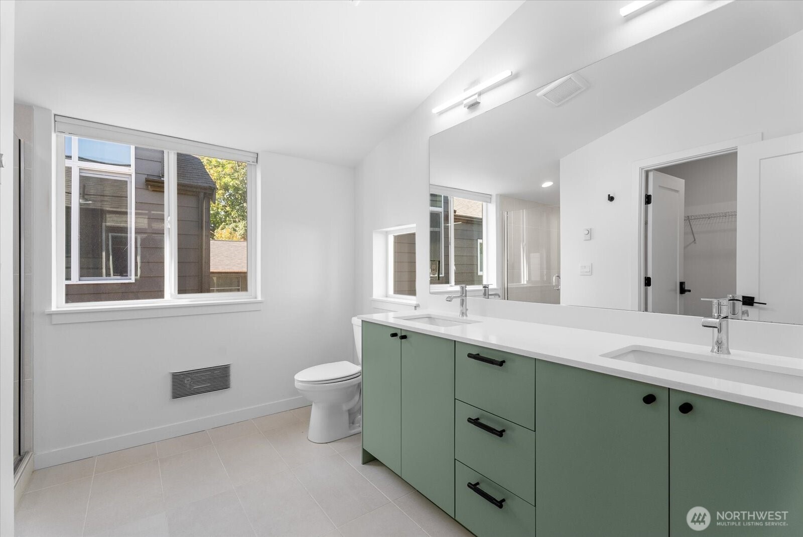 11824 31st Place Property Photo 10