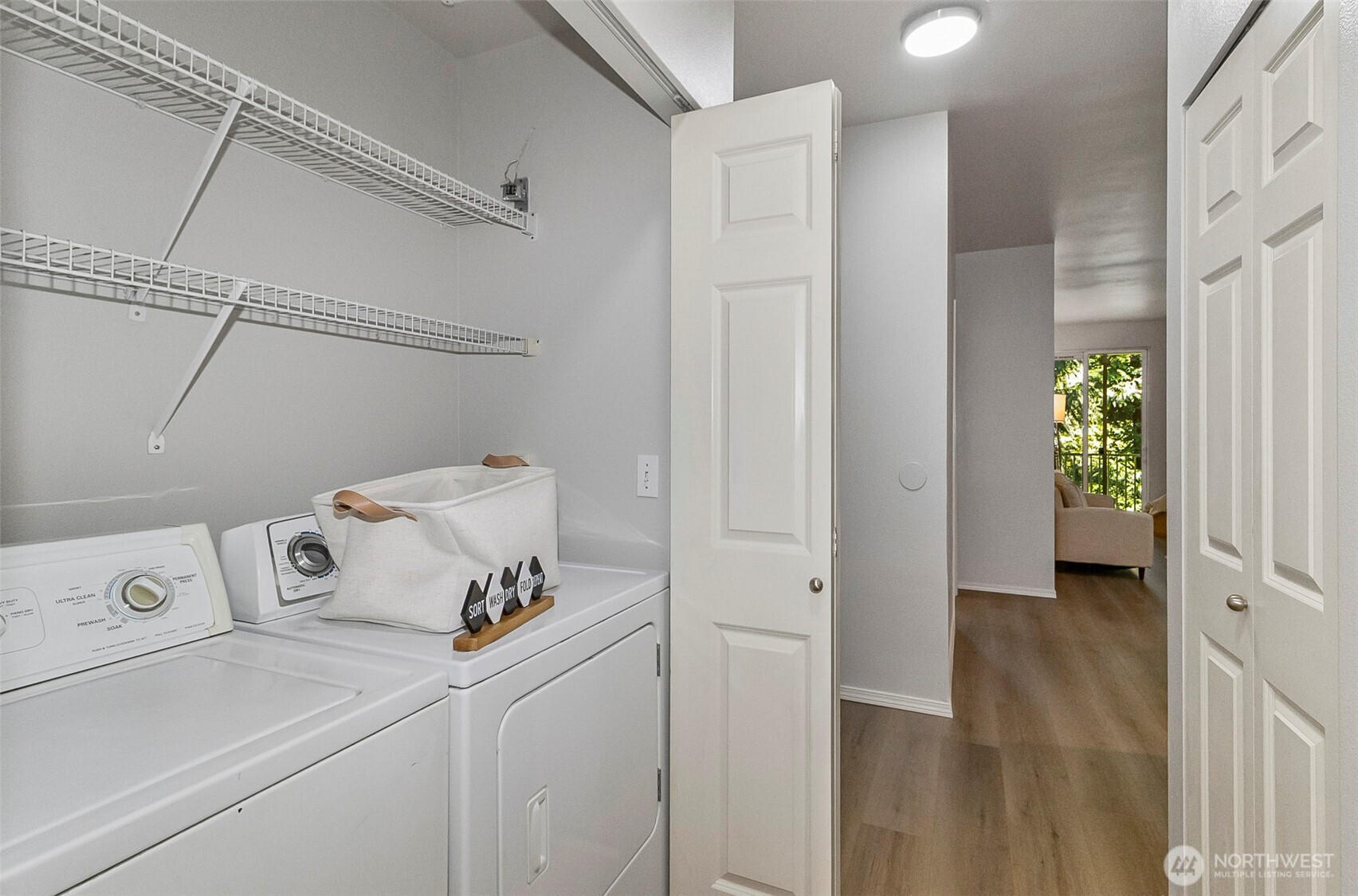 12712 Admiralty Way F-202 Property Photo 23