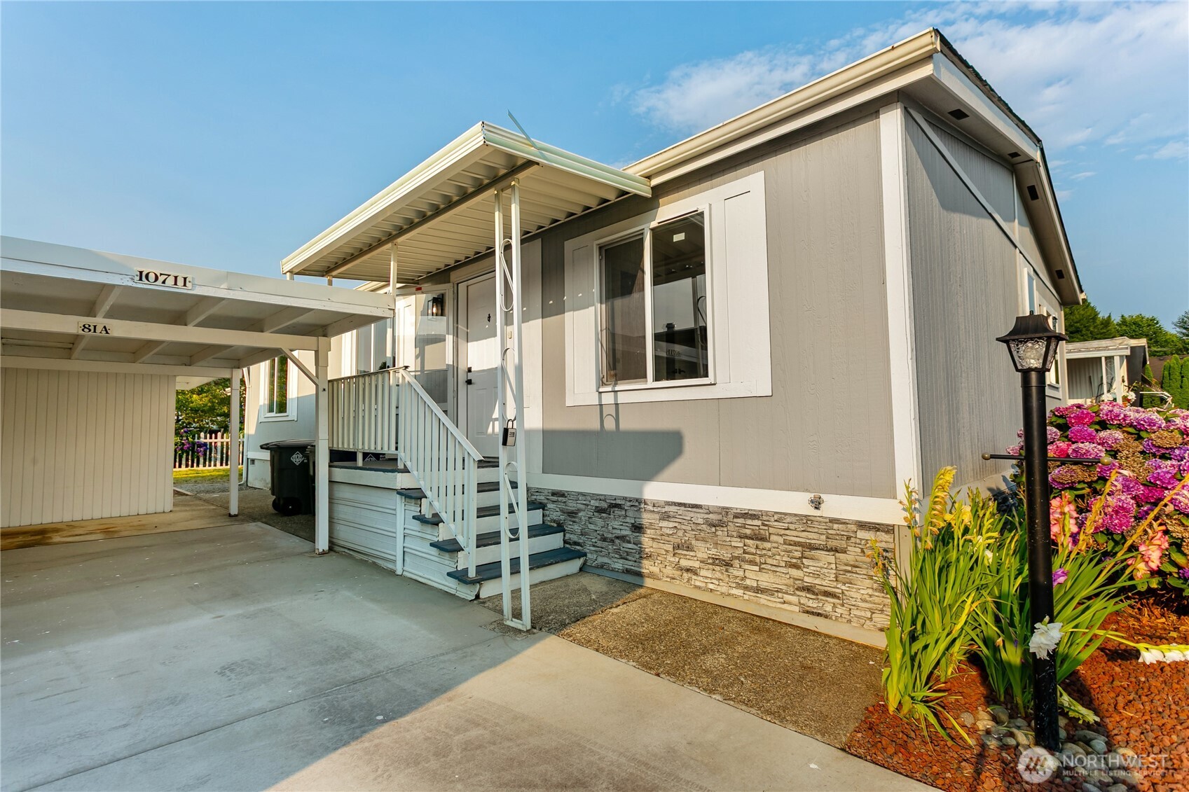 10711 62nd Street Property Photo 2
