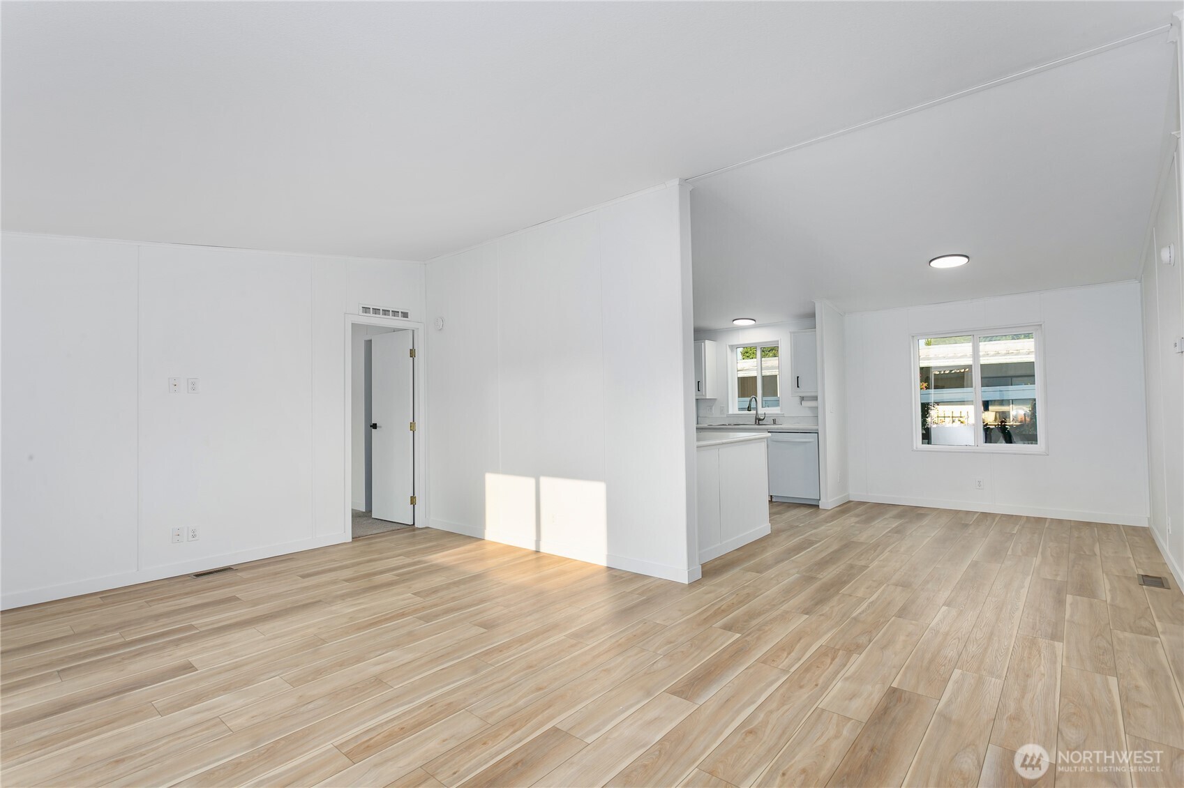 10711 62nd Street Property Photo 8