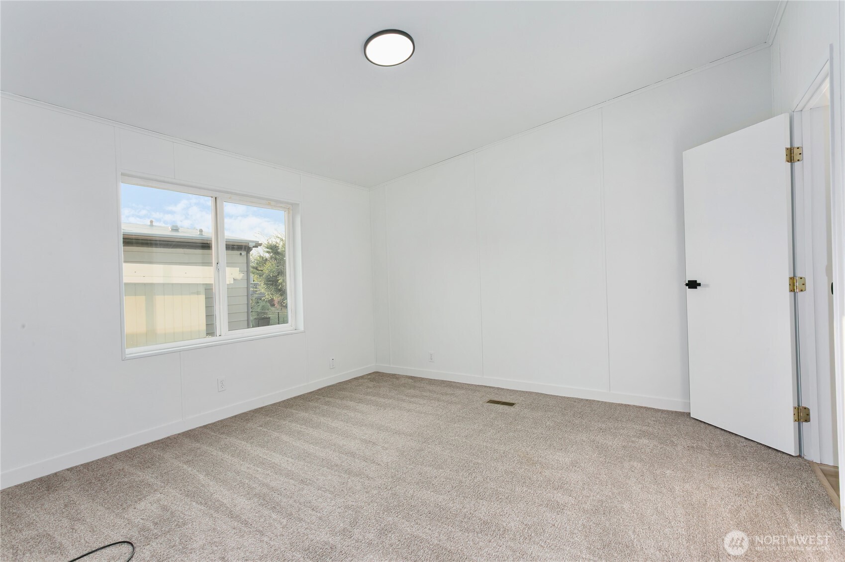 10711 62nd Street Property Photo 16