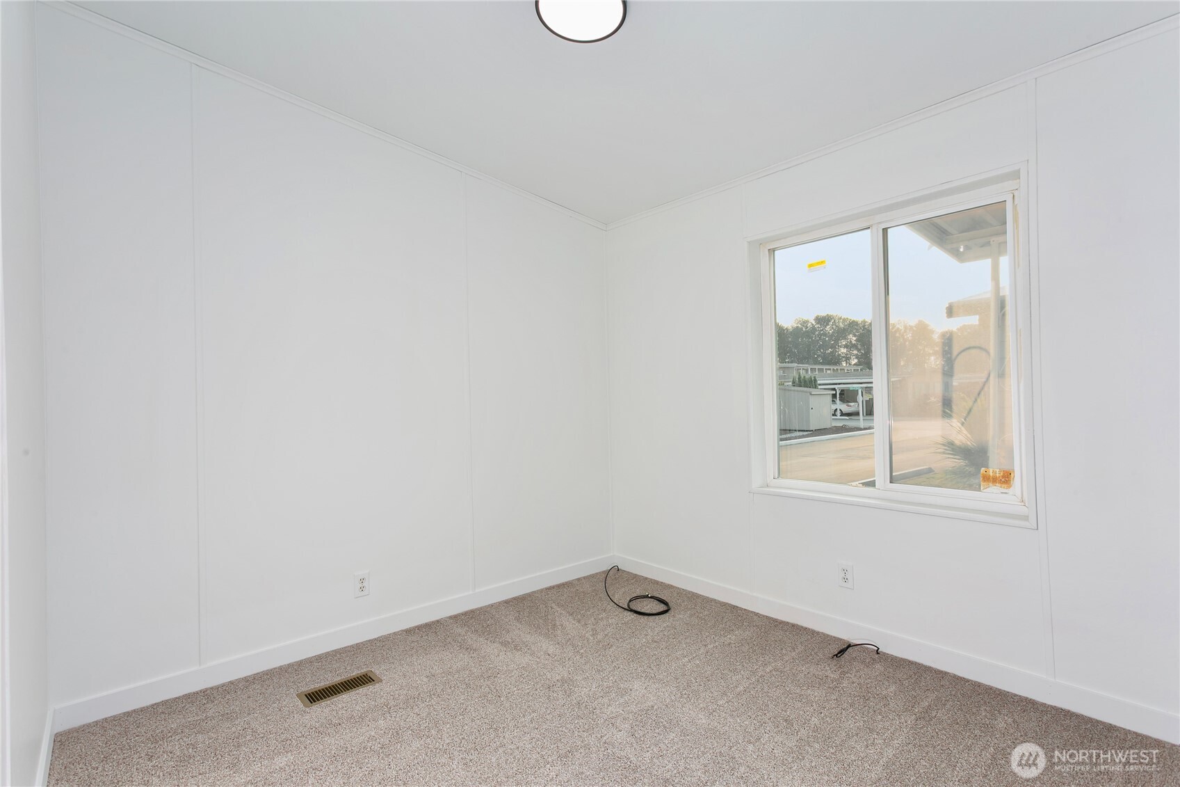 10711 62nd Street Property Photo 23