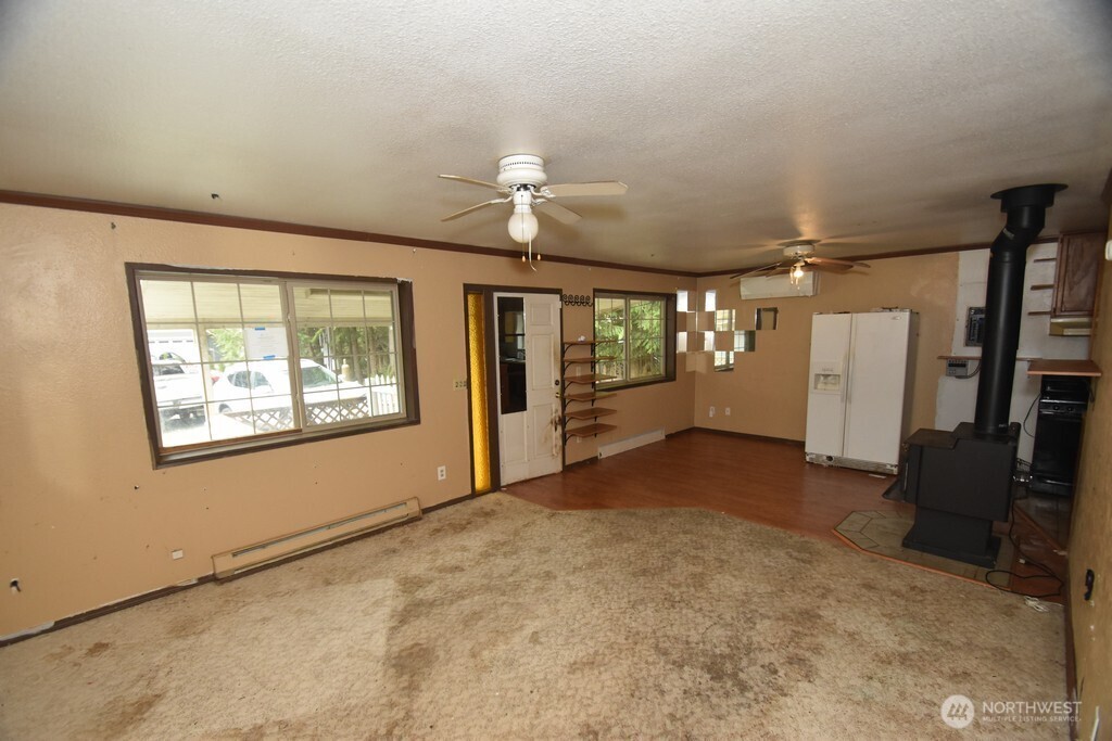 6250 Juniper Lane Property Photo 4