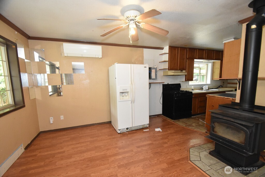 6250 Juniper Lane Property Photo 5