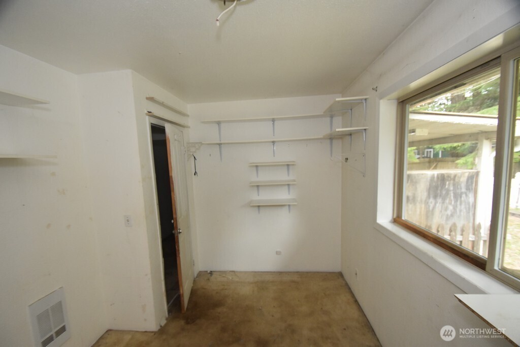 6250 Juniper Lane Property Photo 10