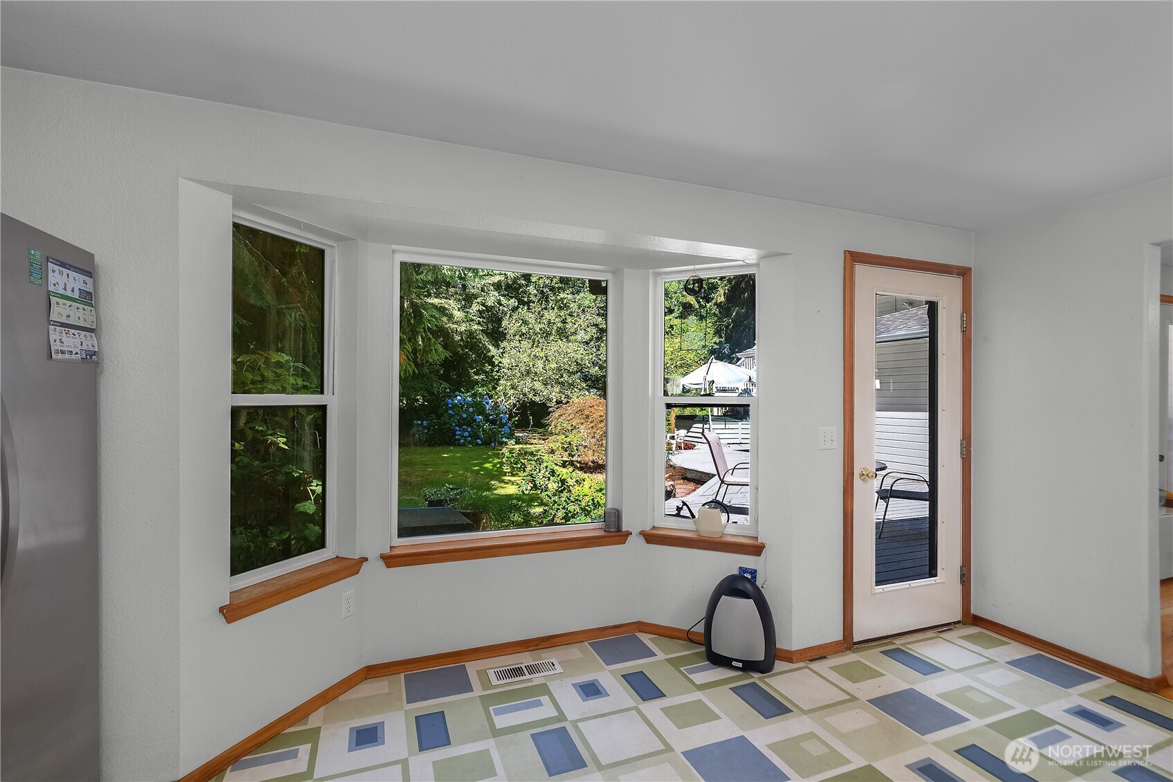 2723 Woodgrove Street Property Photo 10