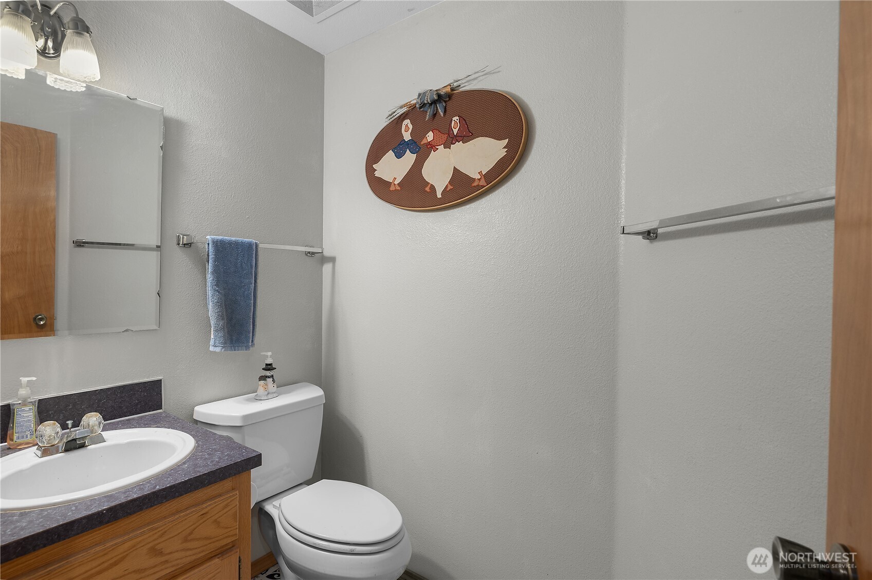 2723 Woodgrove Street Property Photo 12