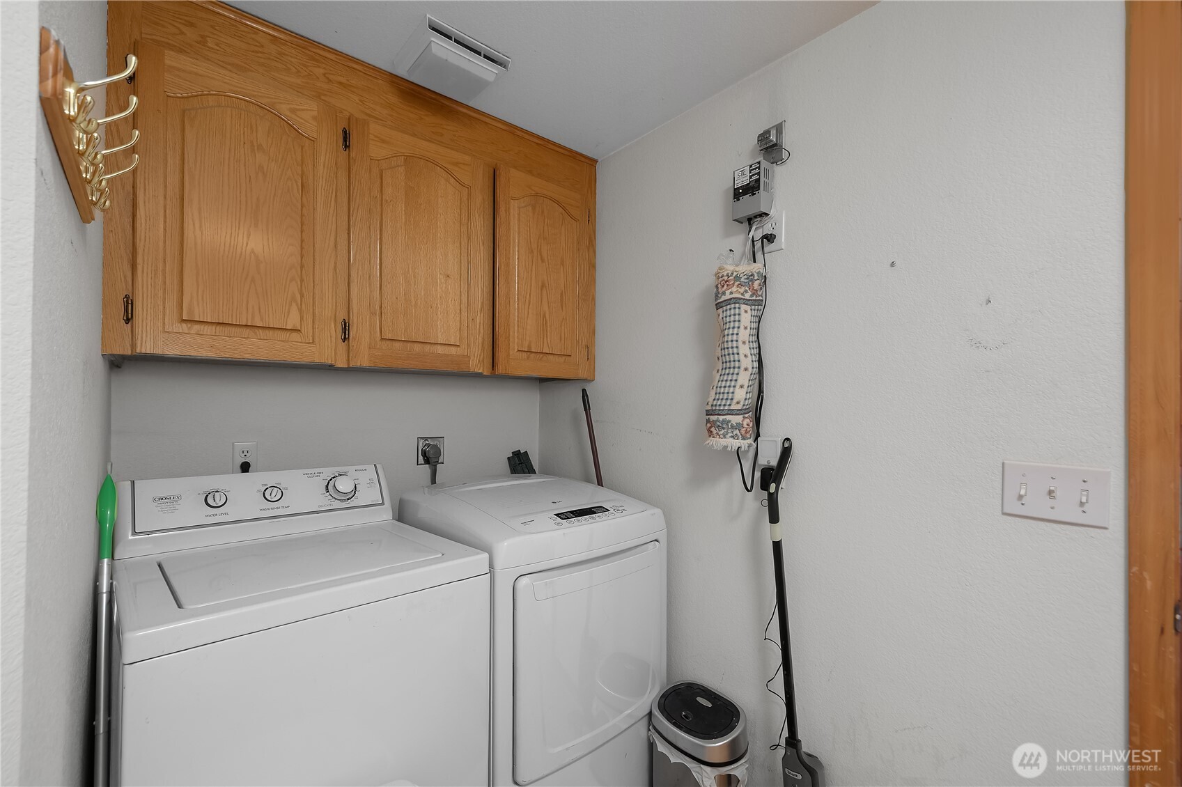 2723 Woodgrove Street Property Photo 13