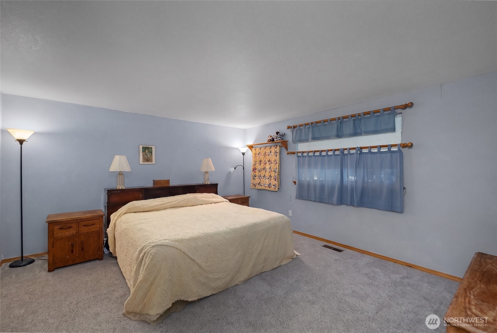2723 Woodgrove Street Property Photo 16