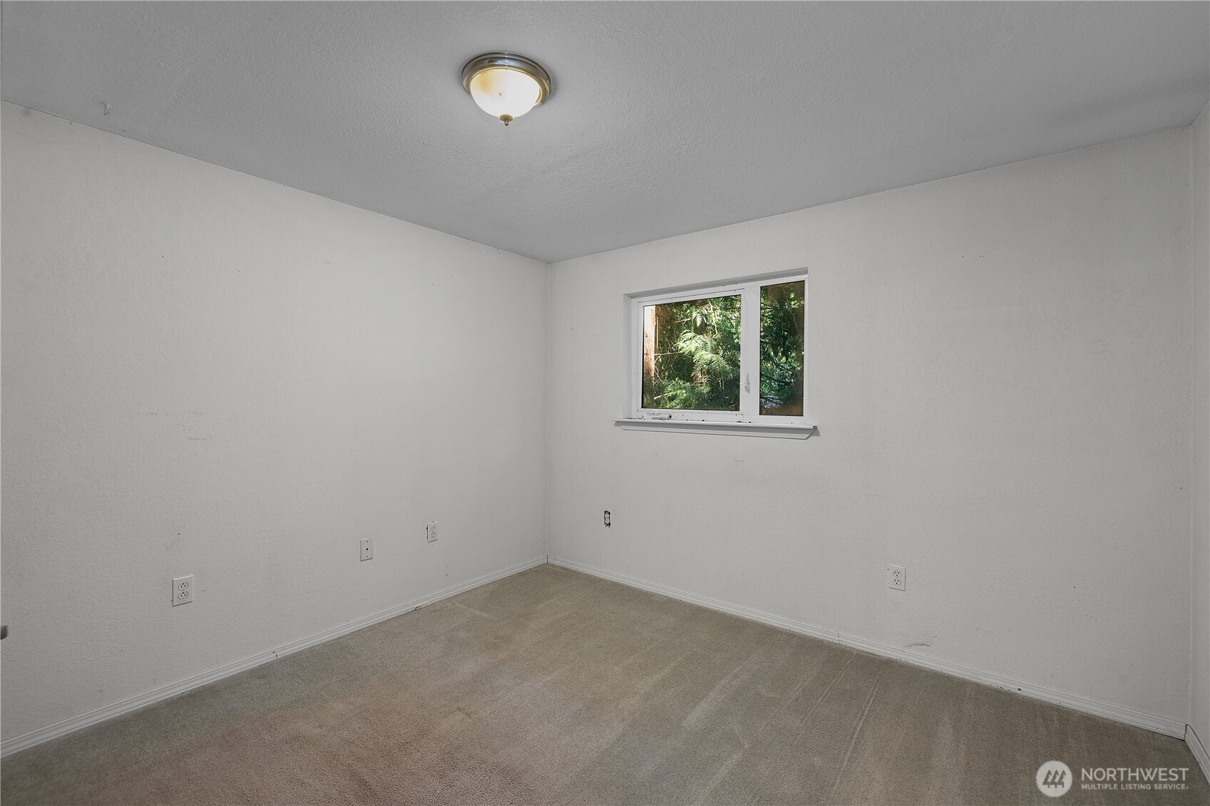2723 Woodgrove Street Property Photo 29