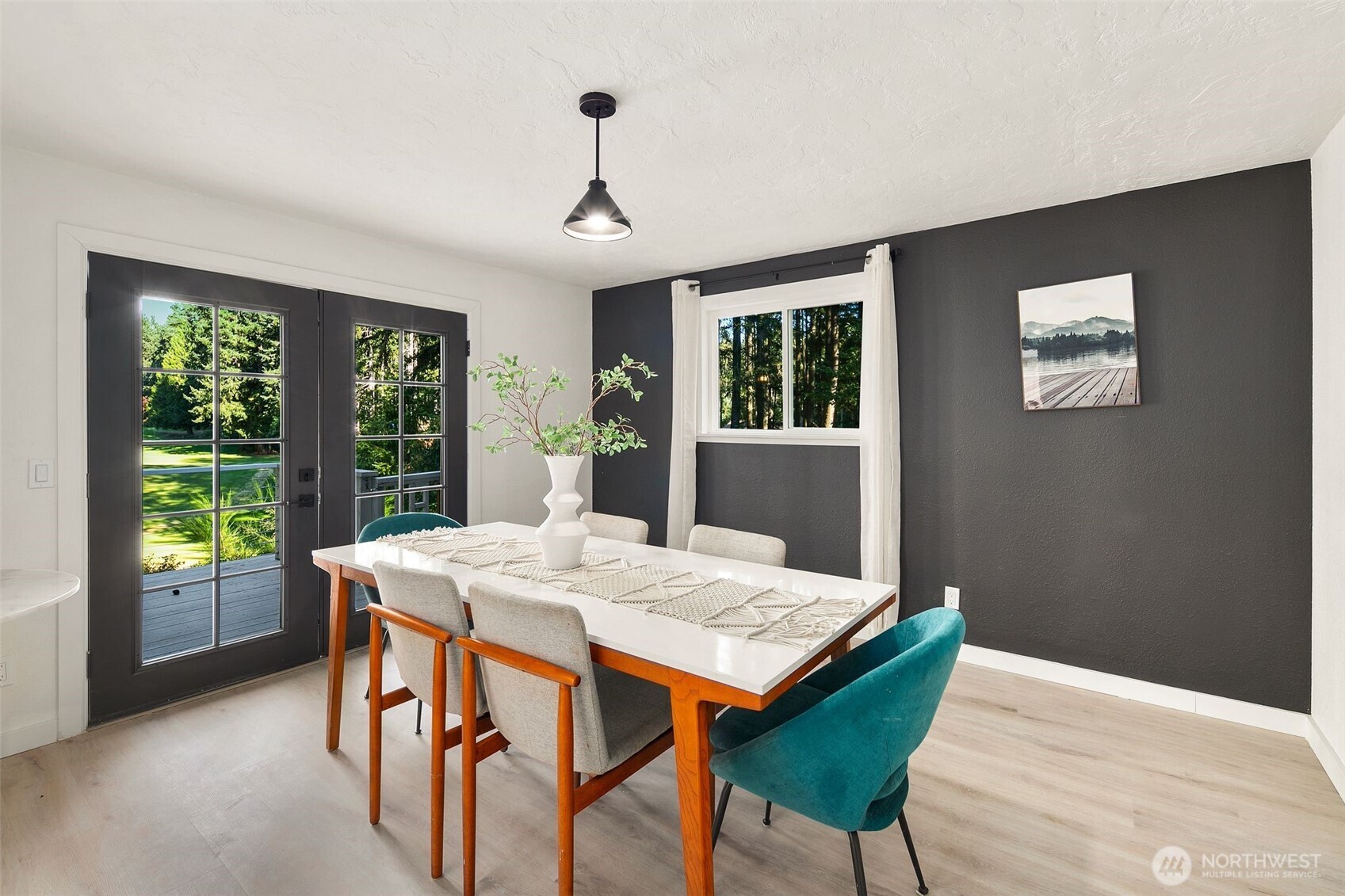 11107 Tahoma Drive Property Photo 12