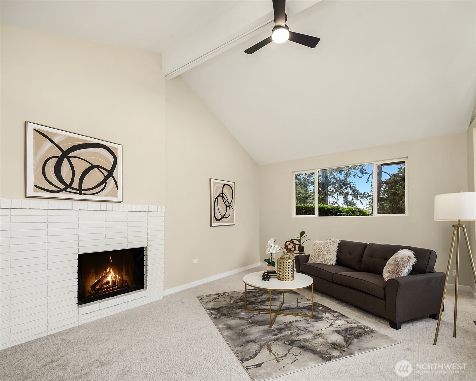 5702 218th Street Property Photo 6