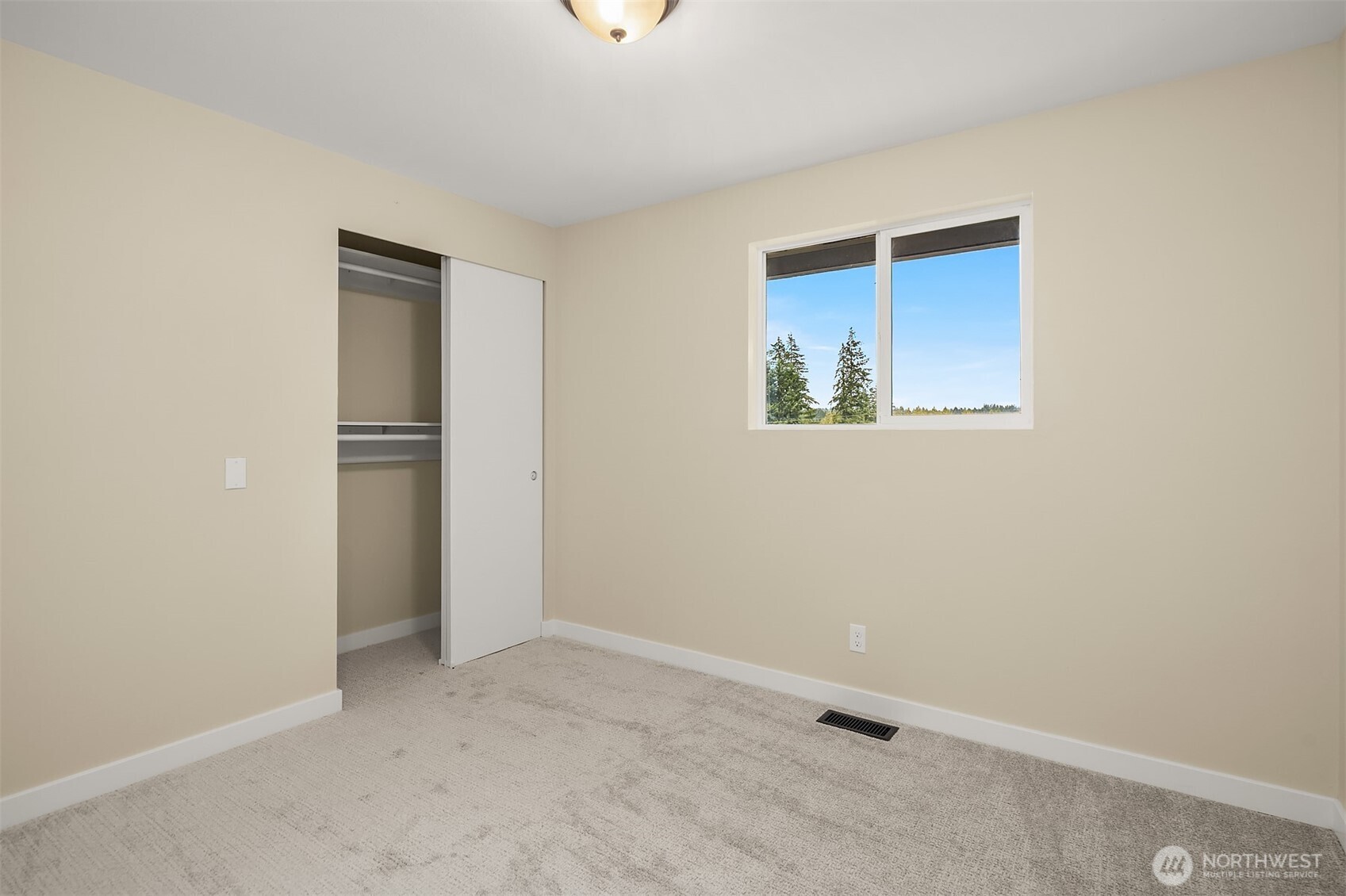 5702 218th Street Property Photo 21