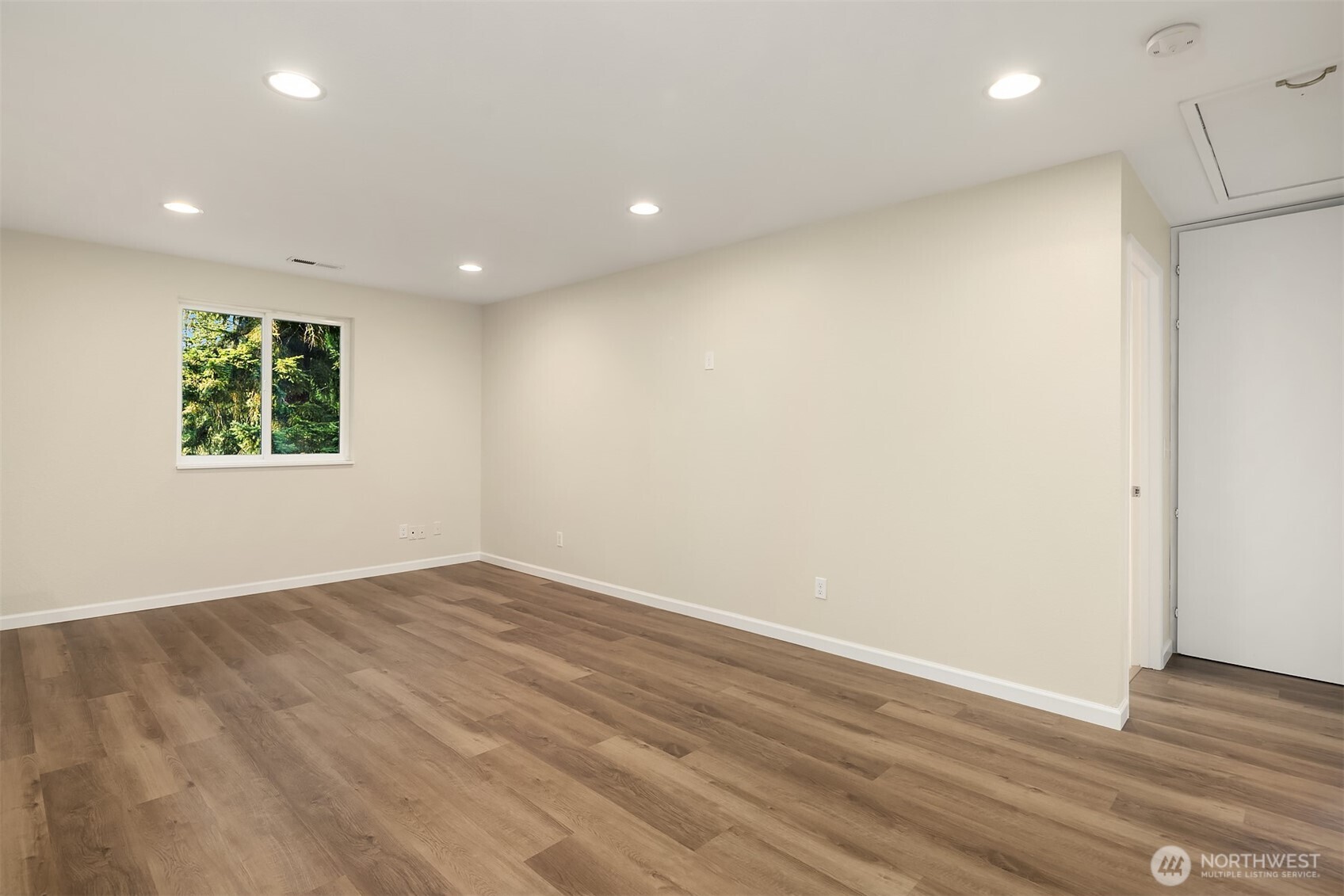 5702 218th Street Property Photo 30