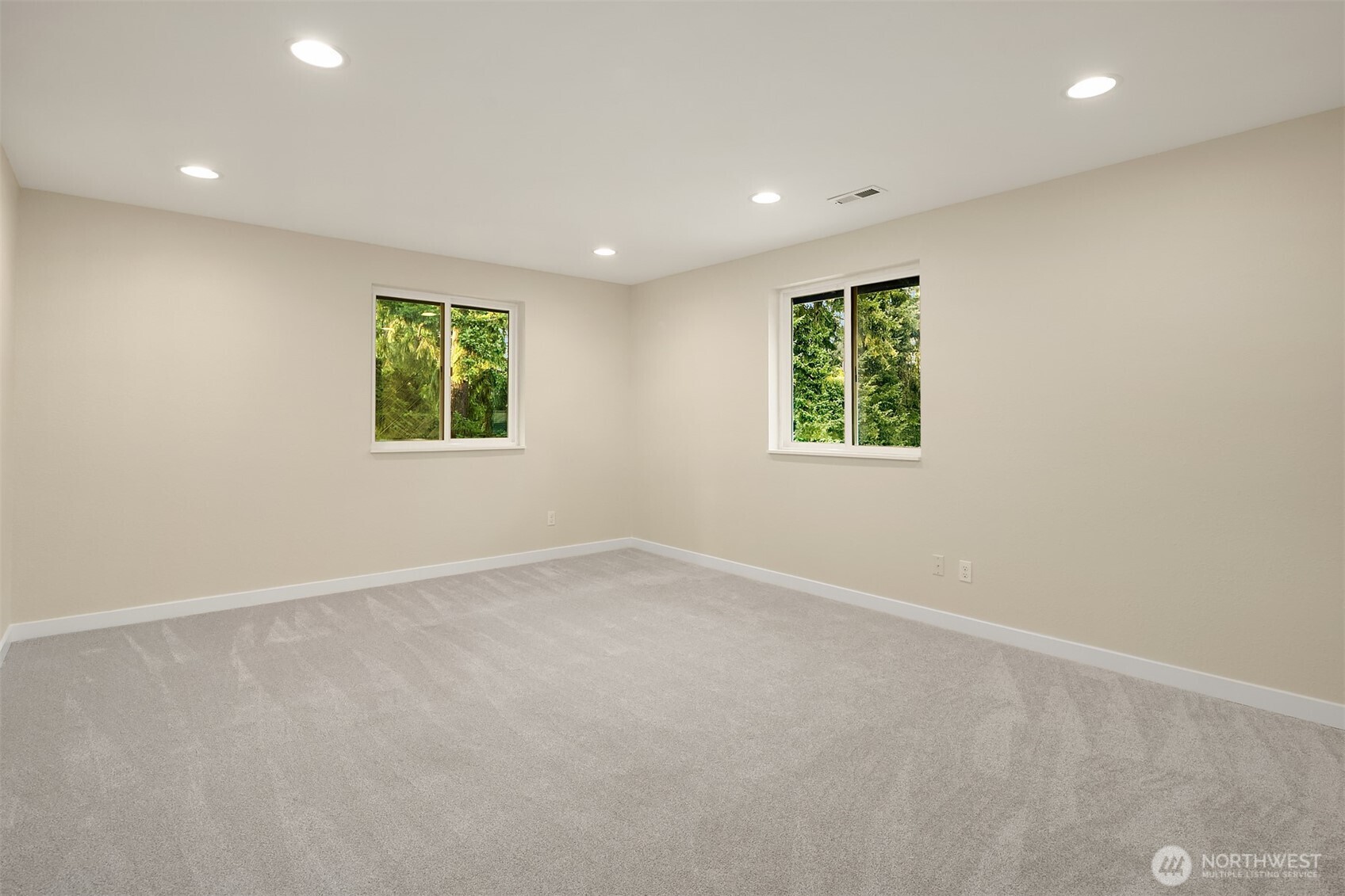 5702 218th Street Property Photo 32