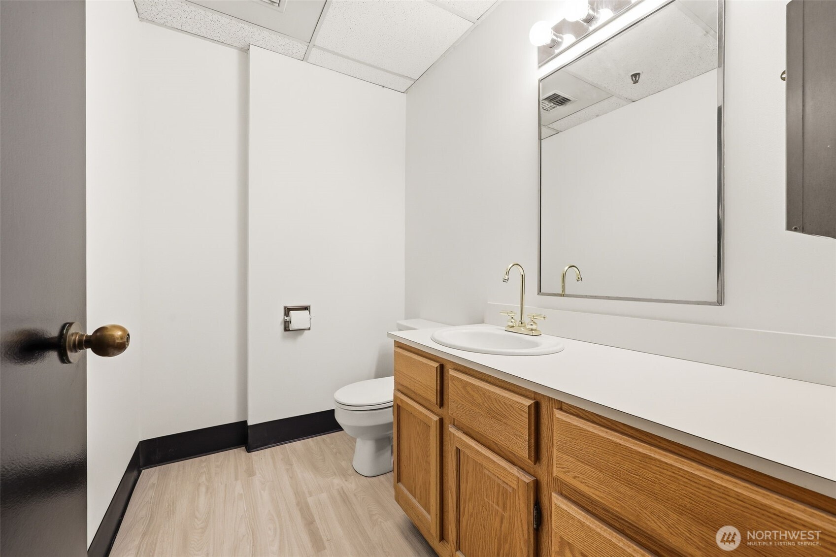 8745 Greenwood Avenue A Property Photo 19
