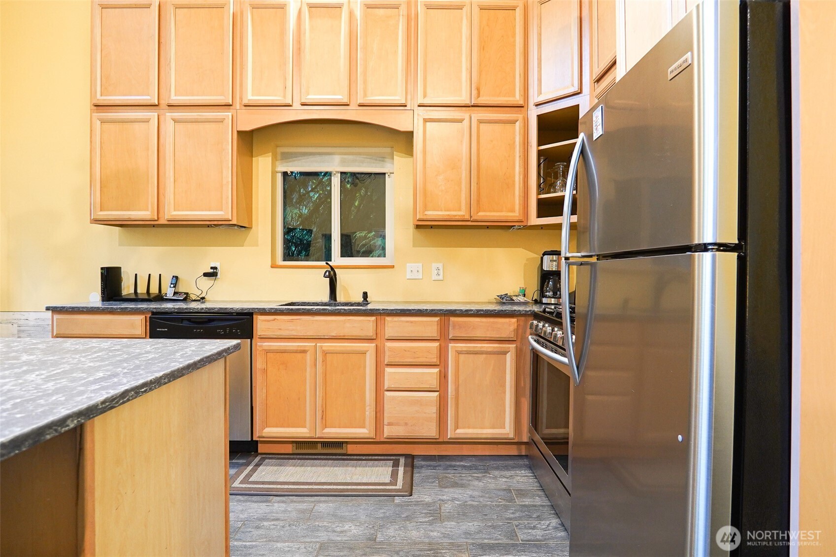 7548 Olsen Drive Property Photo 9