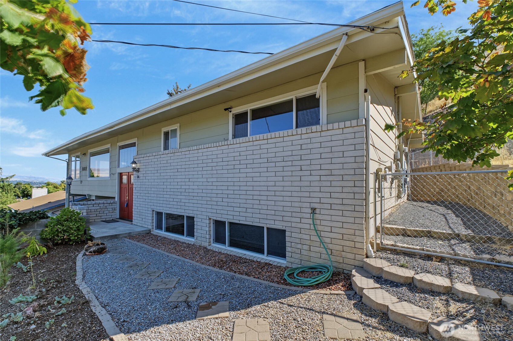 1617 Carson Lane Property Photo 25