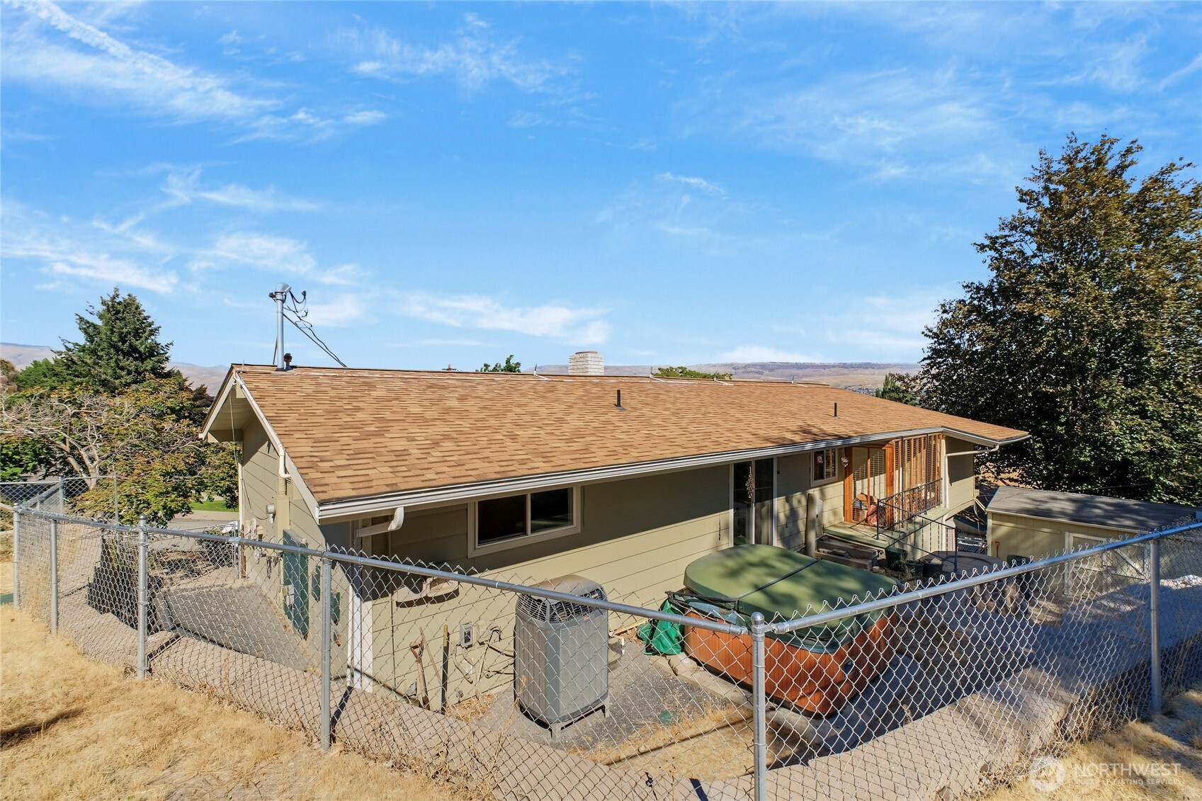 1617 Carson Lane Property Photo 27