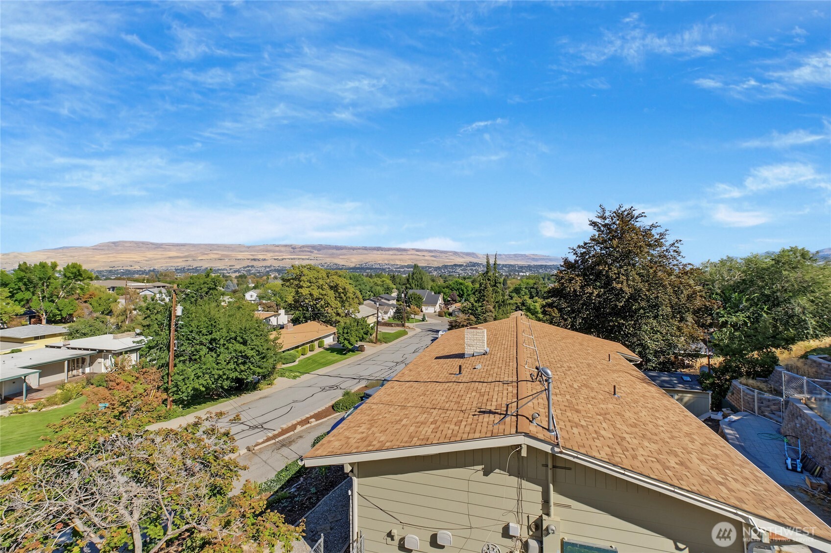 1617 Carson Lane Property Photo 40