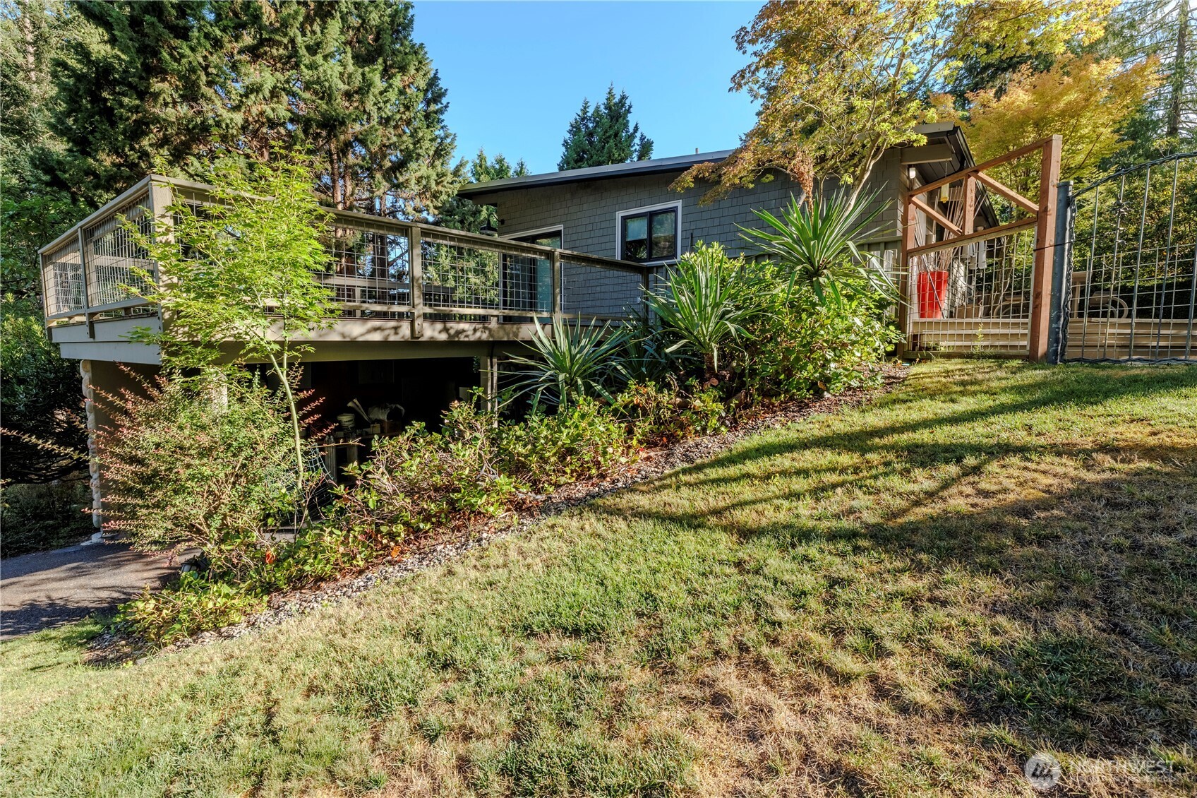 95 Marine Drive Property Photo 4
