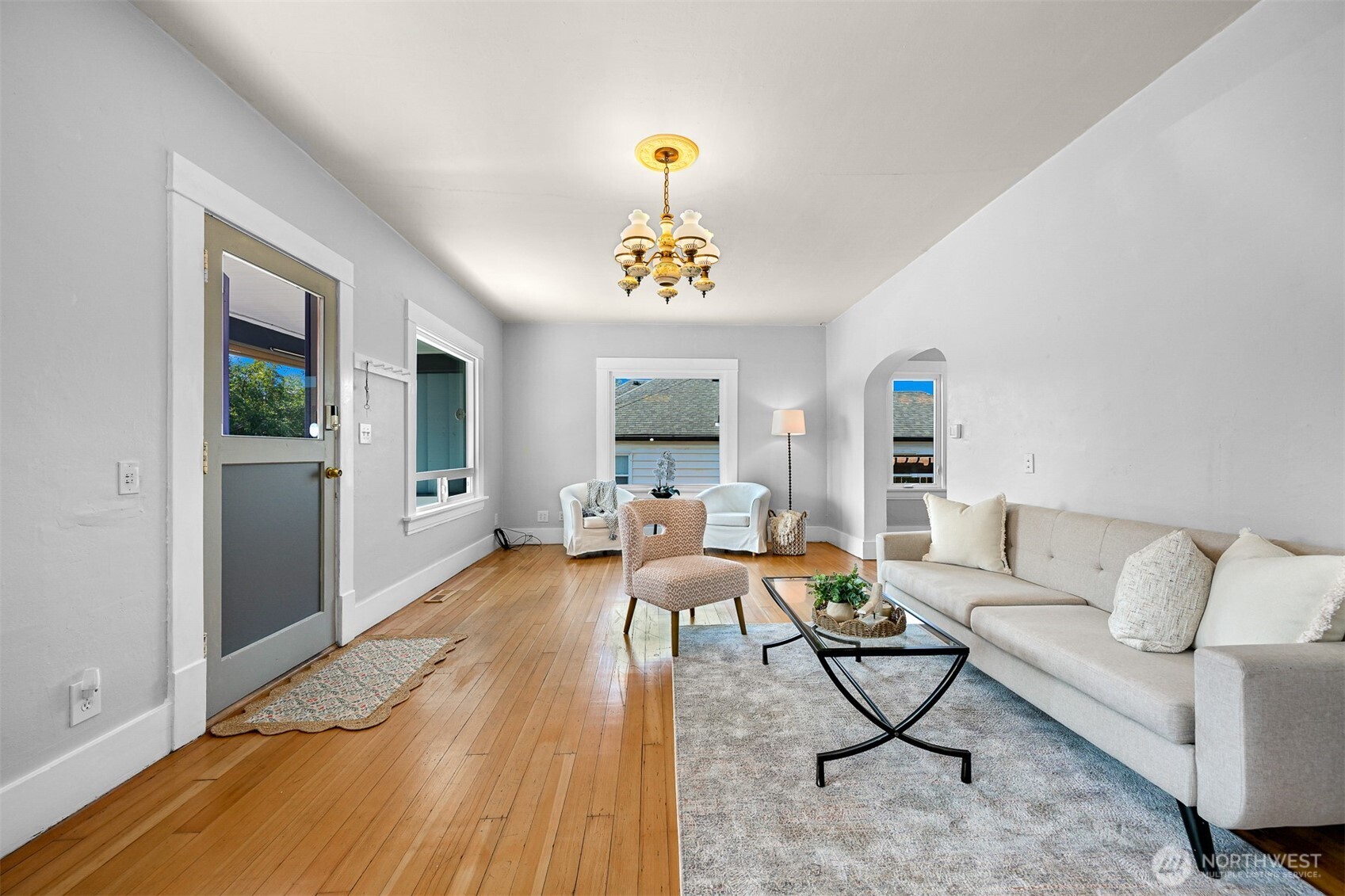 2217 Lynn Street Property Photo 11