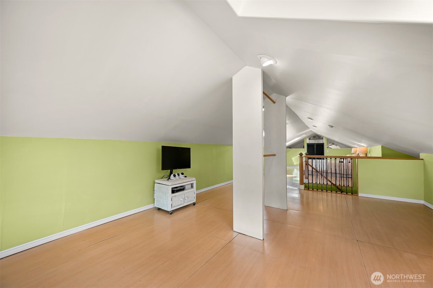 2217 Lynn Street Property Photo 24