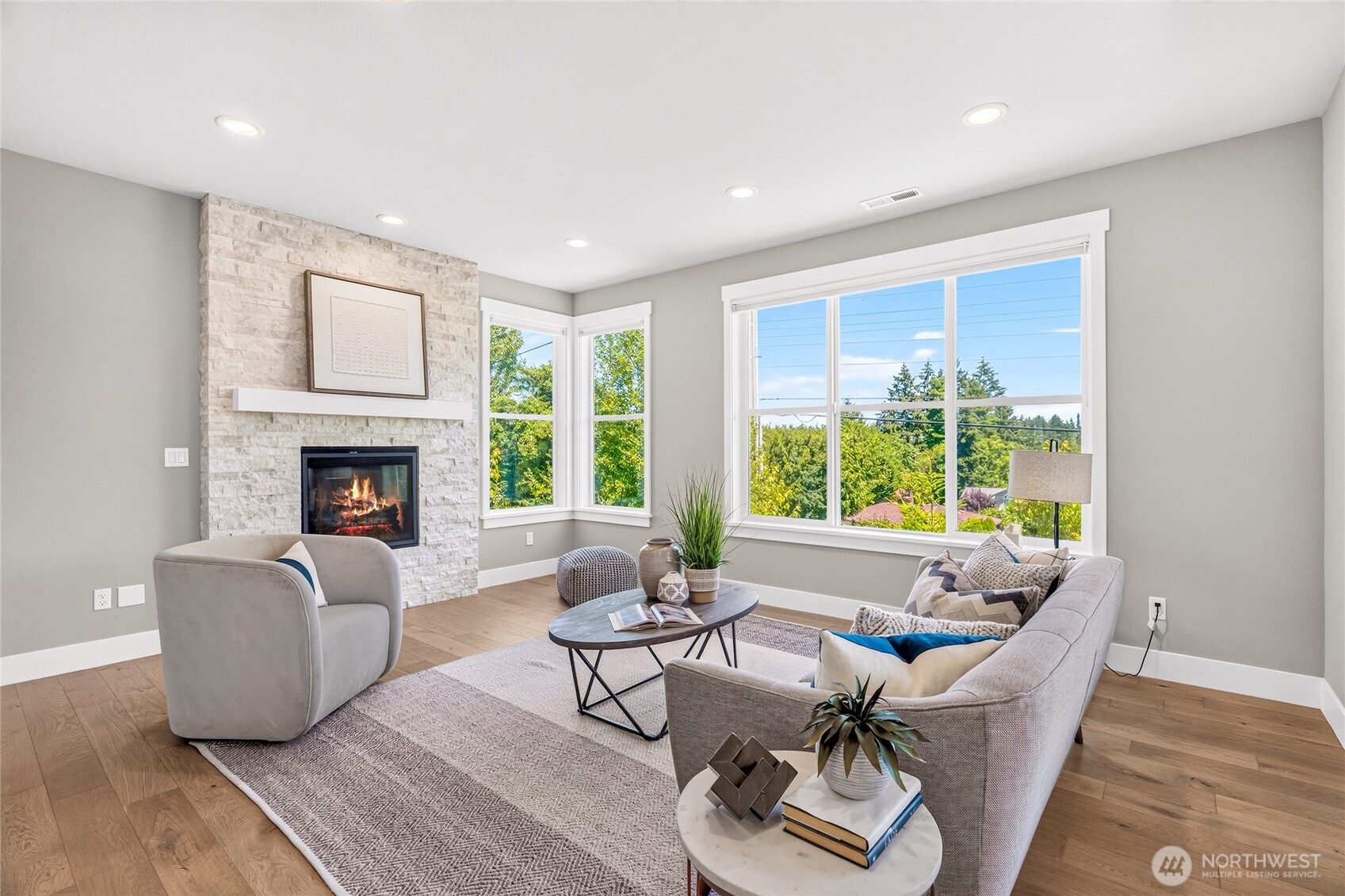 17051 8th Avenue Property Photo 2