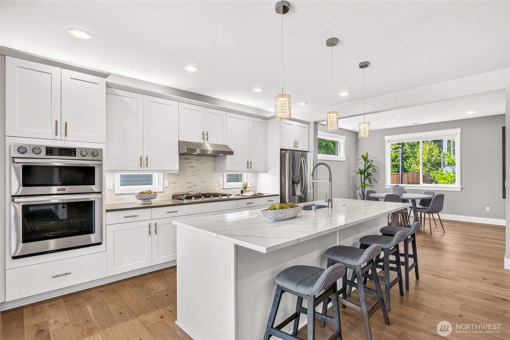 17051 8th Avenue Property Photo 7