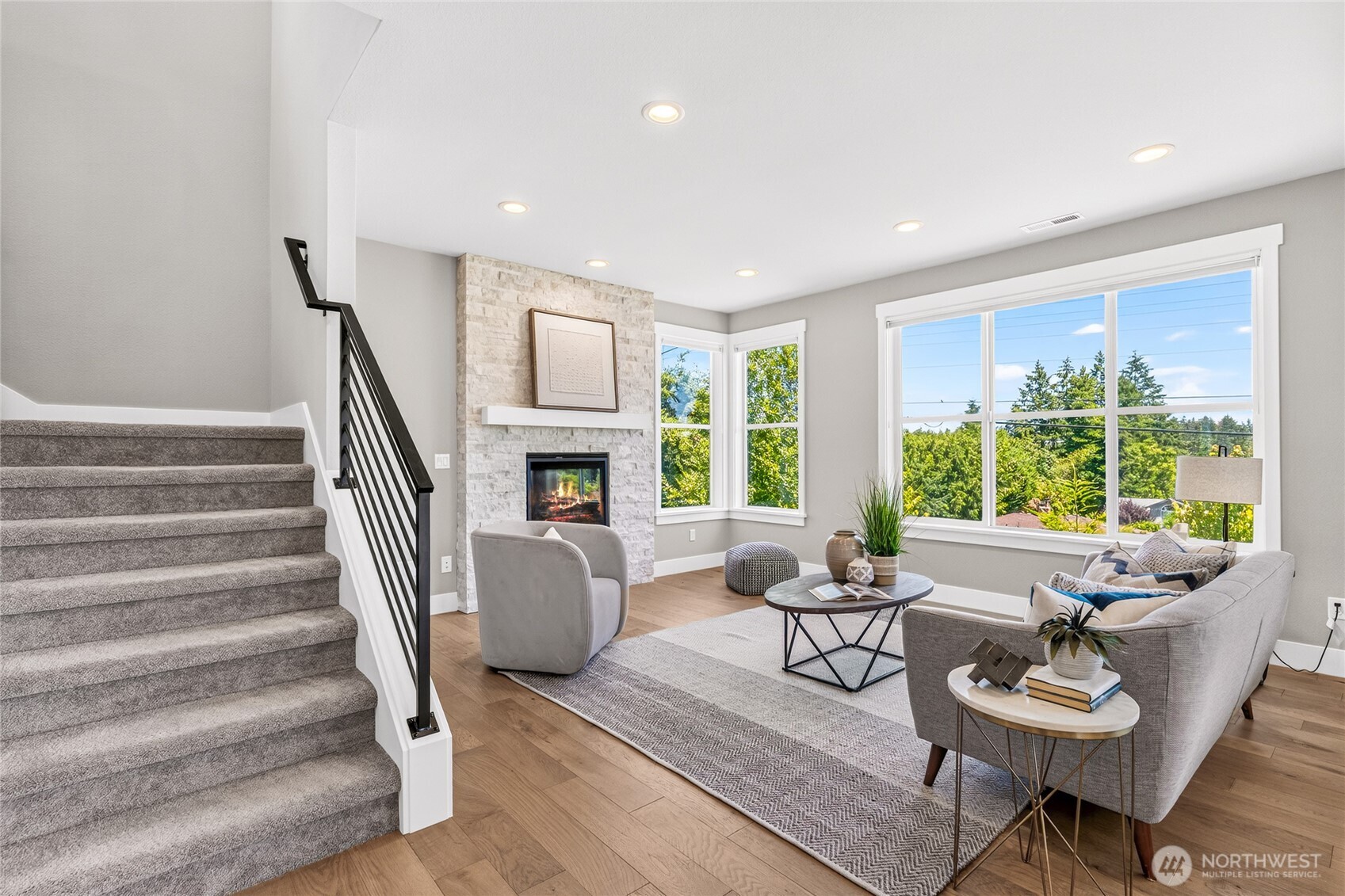 17051 8th Avenue Property Photo 9