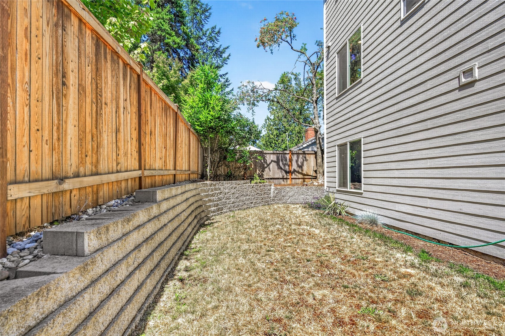 17051 8th Avenue Property Photo 20