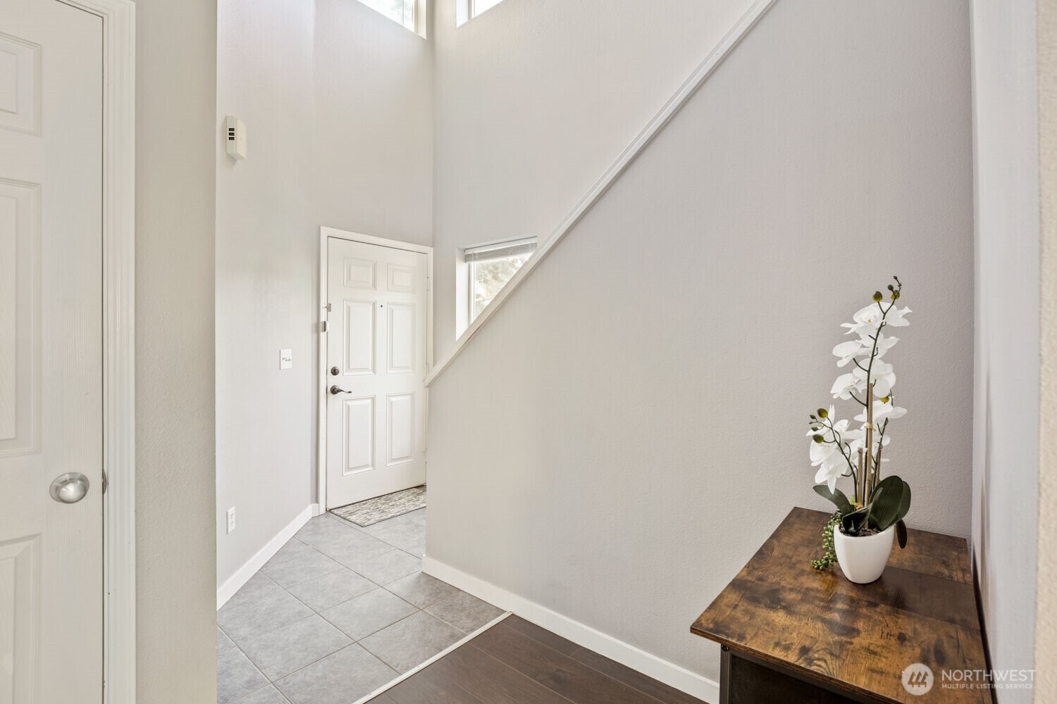 303 Pike Street 102 Property Photo 5