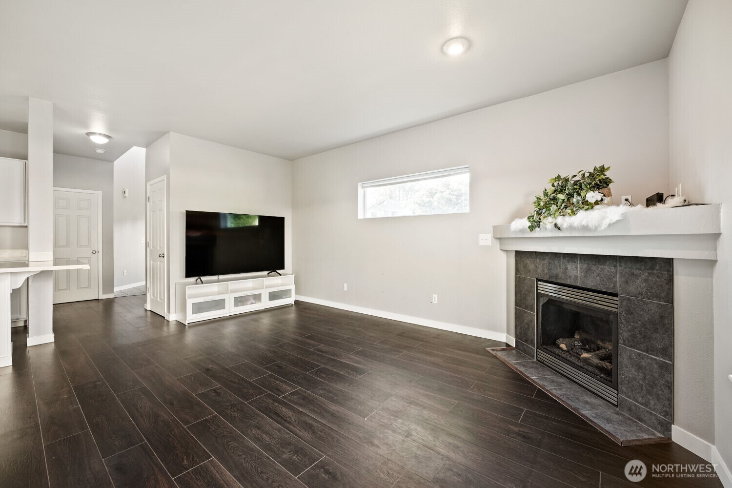 303 Pike Street 102 Property Photo 8