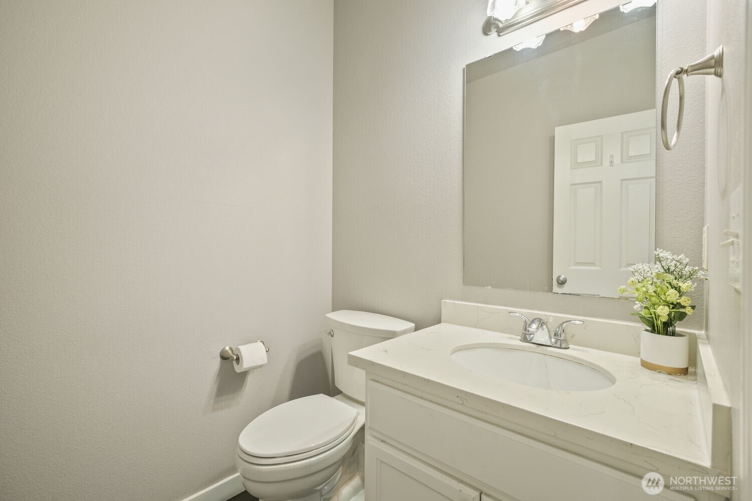 303 Pike Street 102 Property Photo 15