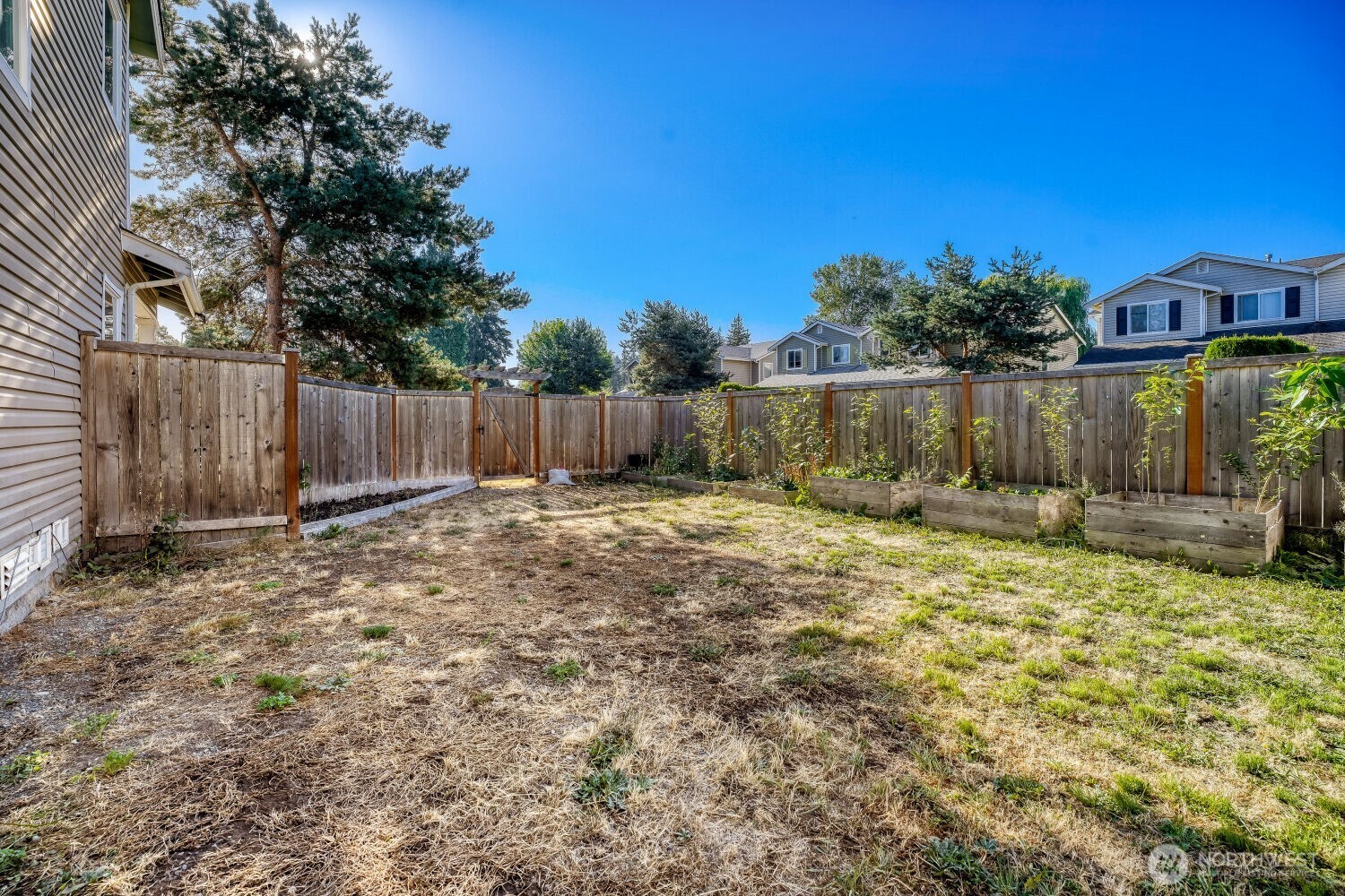 303 Pike Street 102 Property Photo 27