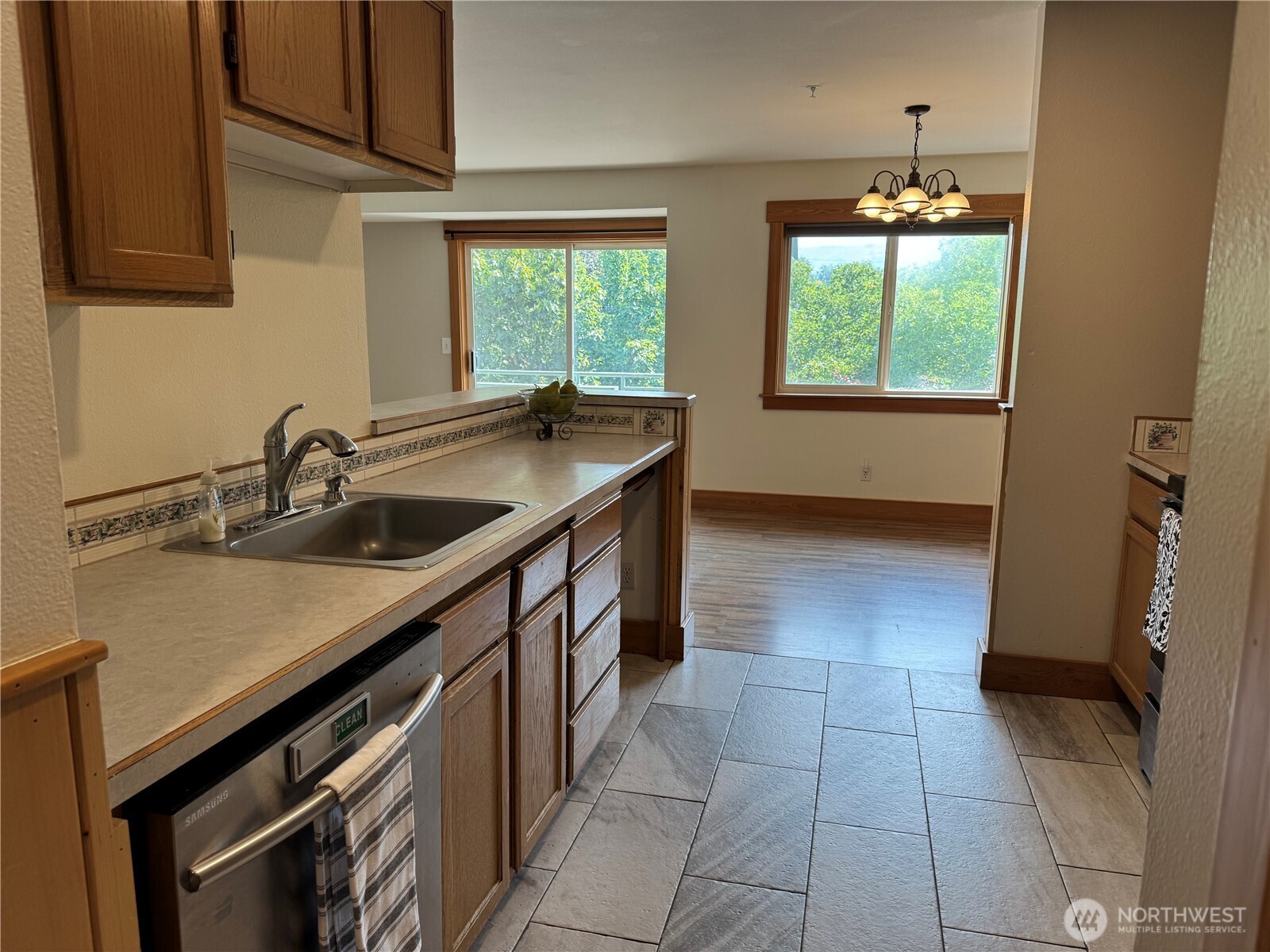 667 4th Street L301 Property Photo 7