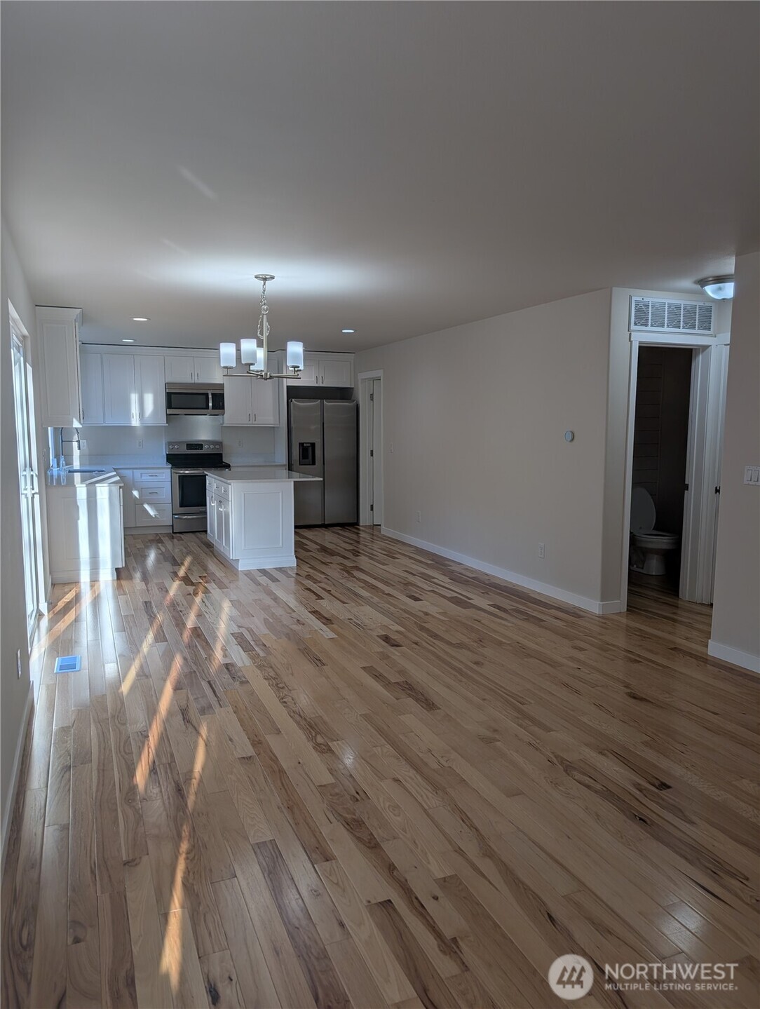 2226 Se 2nd Place Property Photo 6