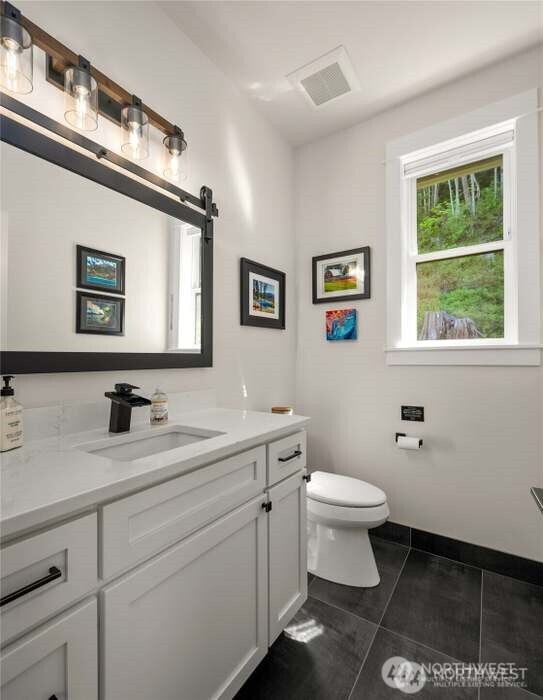 17345 Olympic Pl Property Photo 22