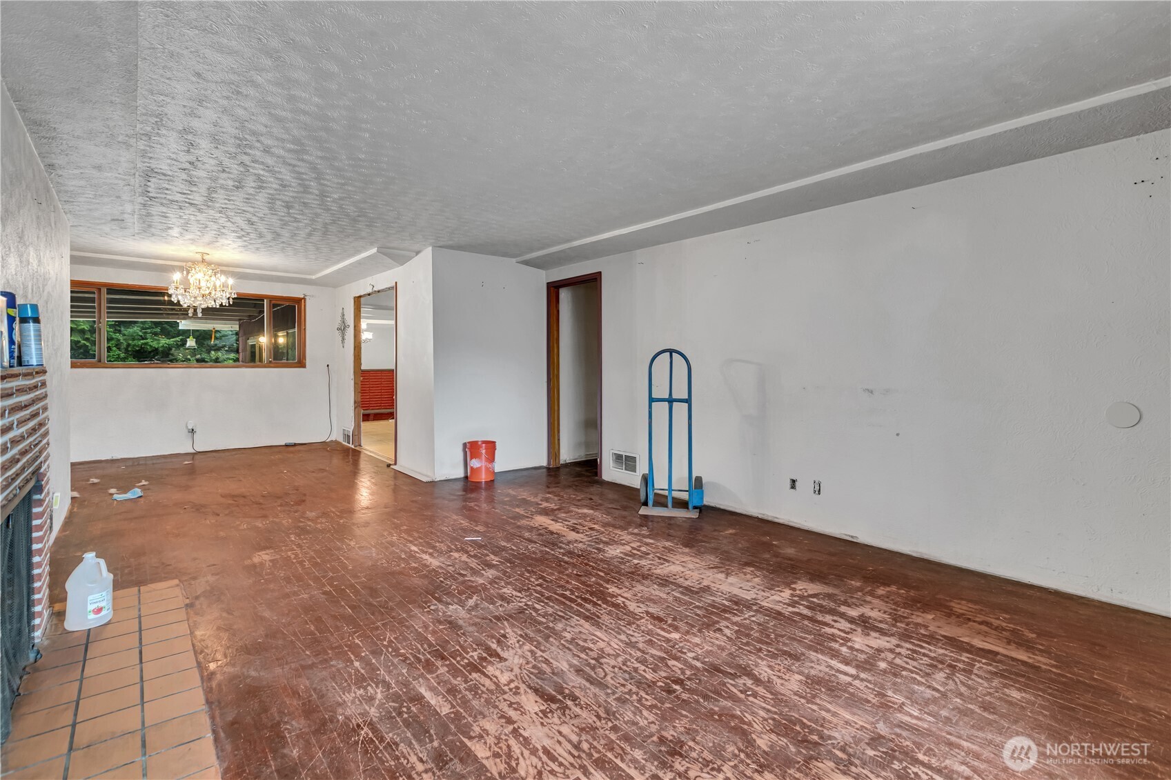 8522 29th Street Property Photo 6