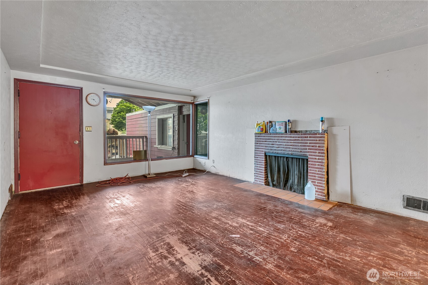 8522 29th Street Property Photo 7