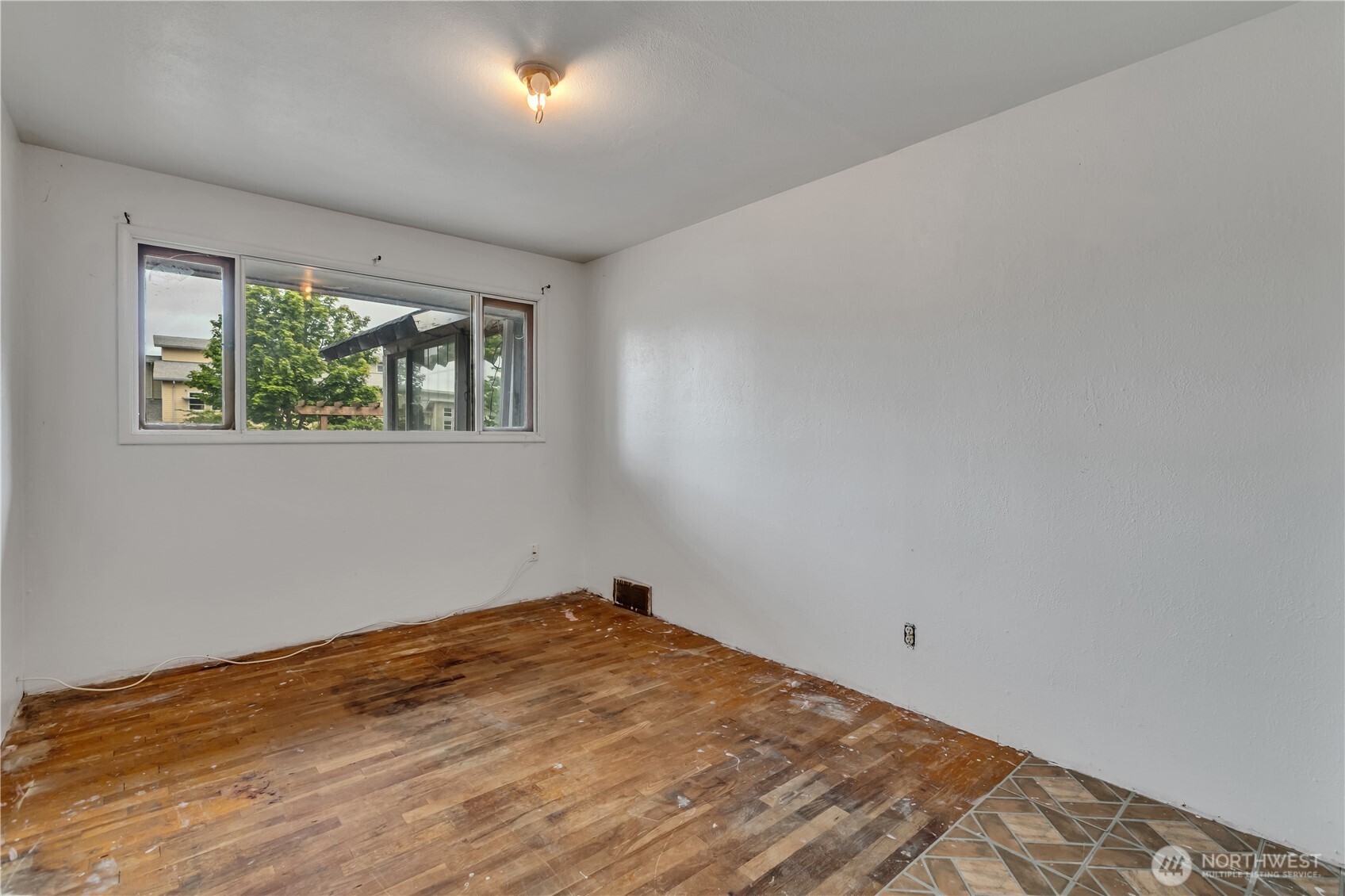 8522 29th Street Property Photo 17
