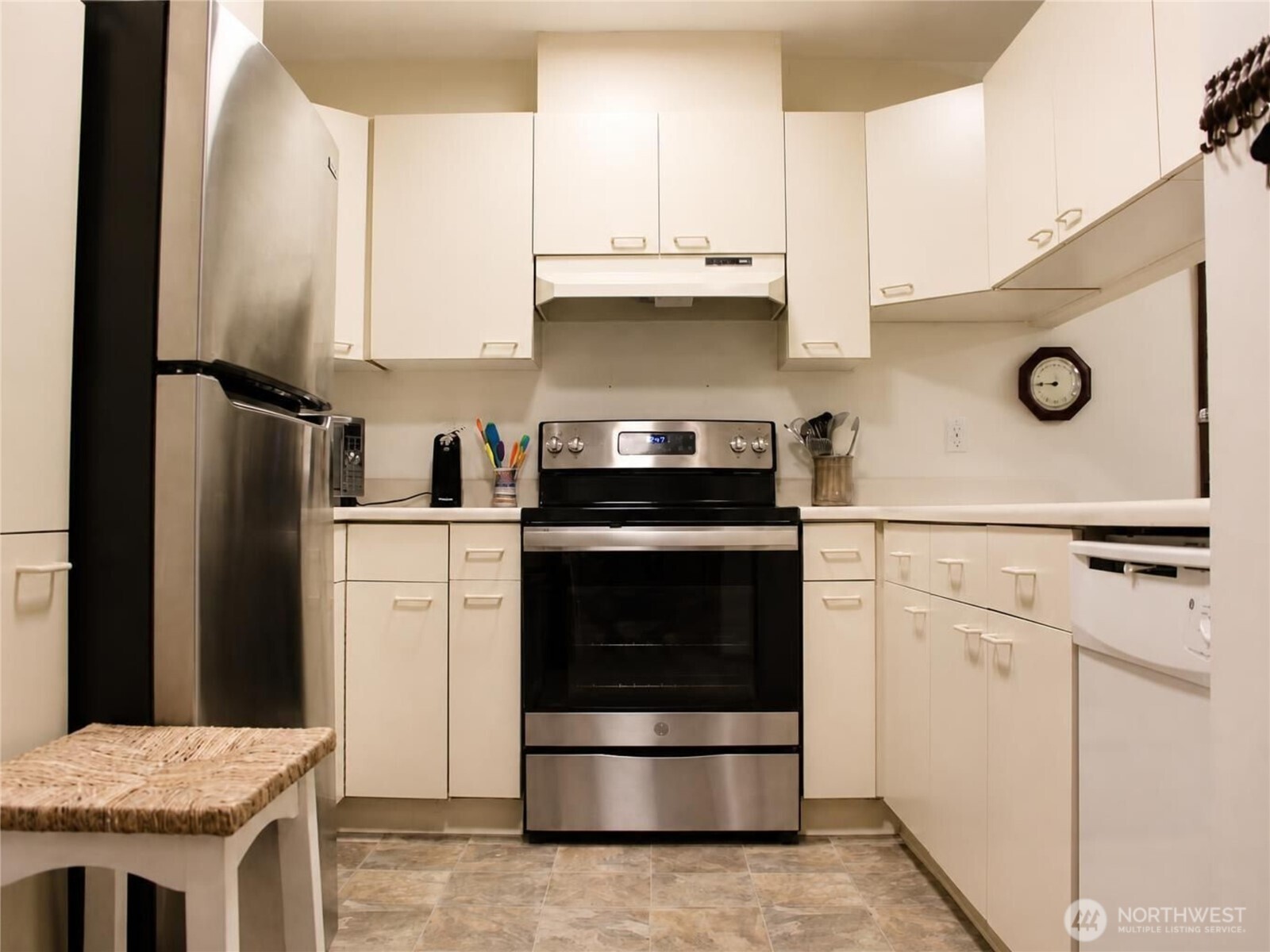 1822 152nd Avenue E307 Property Photo 13
